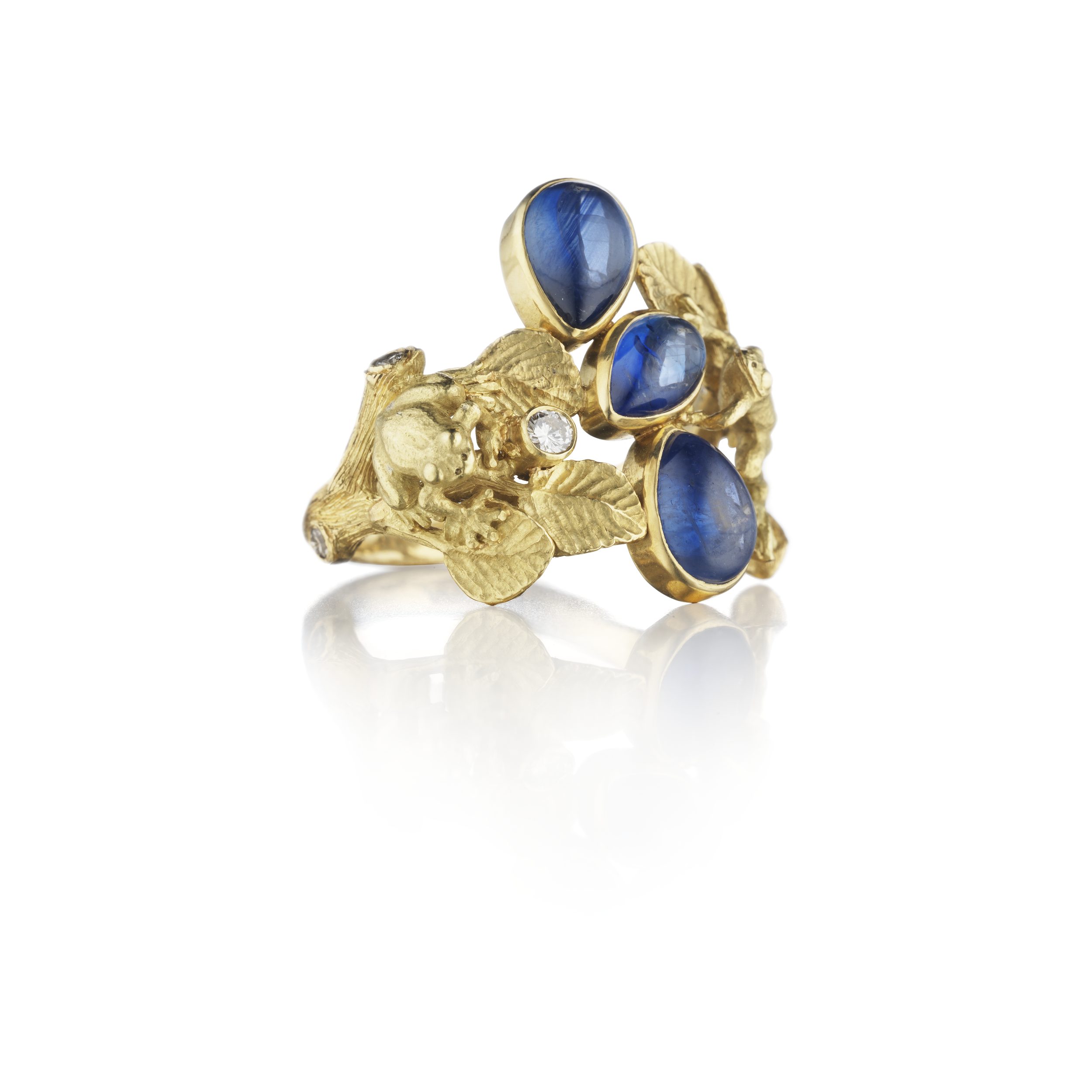Rings - Cabochon Sapphire Tree Frog Ring.png