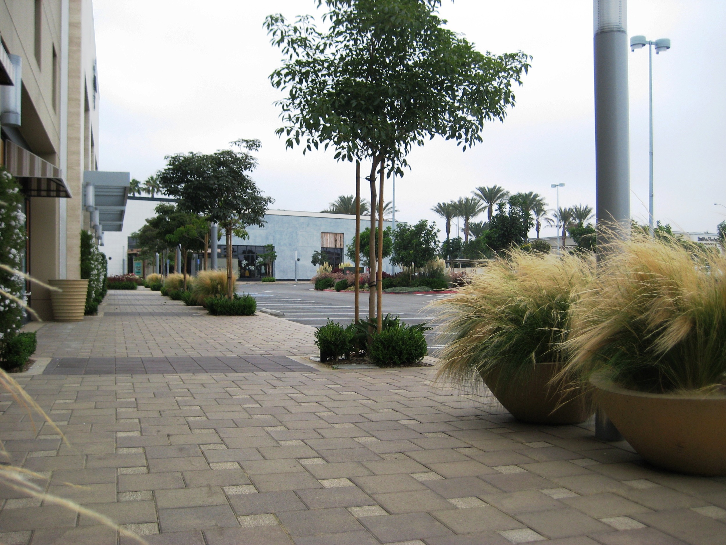 25PlazaElSegundo05.JPG