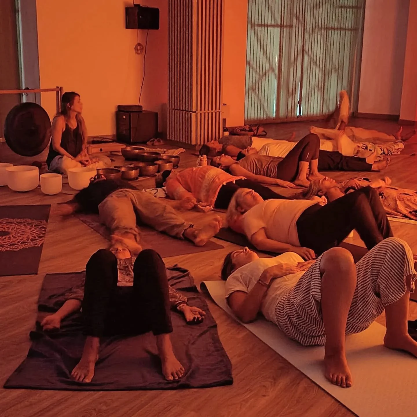 ✨Ayer fue un d&iacute;a memorable✨

Cada sesi&oacute;n de ba&ntilde;o de sonido es &uacute;nica, y esta tuvo algo especial que dej&oacute; en mi coraz&oacute;n una sorpresa cargada de interesantes revelaciones.

🙏 La energ&iacute;a del grupo fue pro