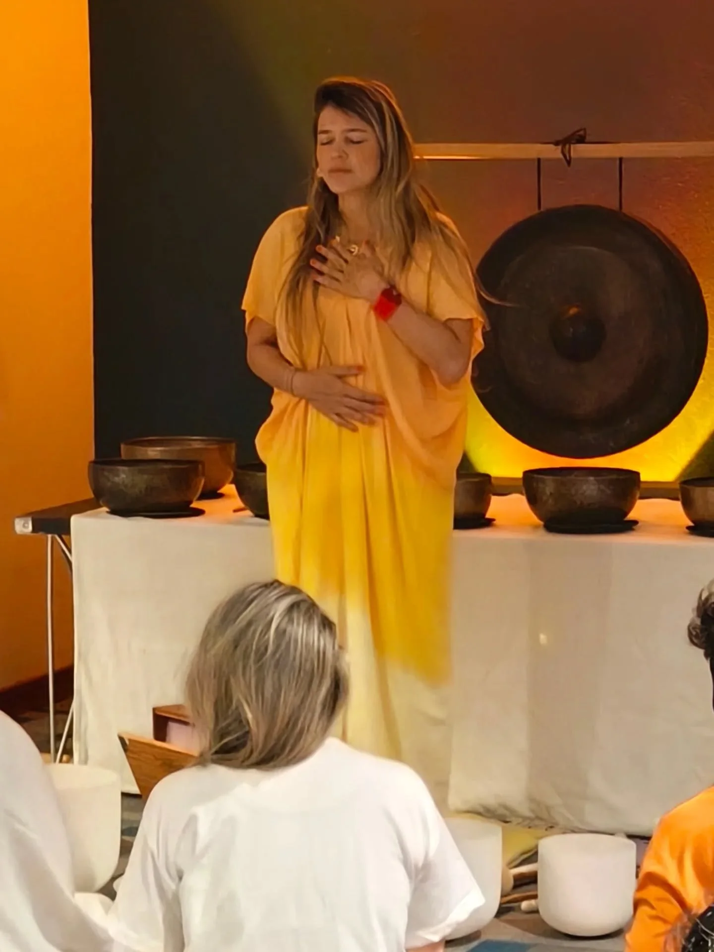 "Entre plantar🌱 y cosechar🍍, existe regar 💧 y esperar ⌛"

Que florezcan los frutos m&aacute;s dulces de todas las semillas que sembramos en los corazones y almas de las personas con las que nos encontramos en el camino de la vida.

Que l