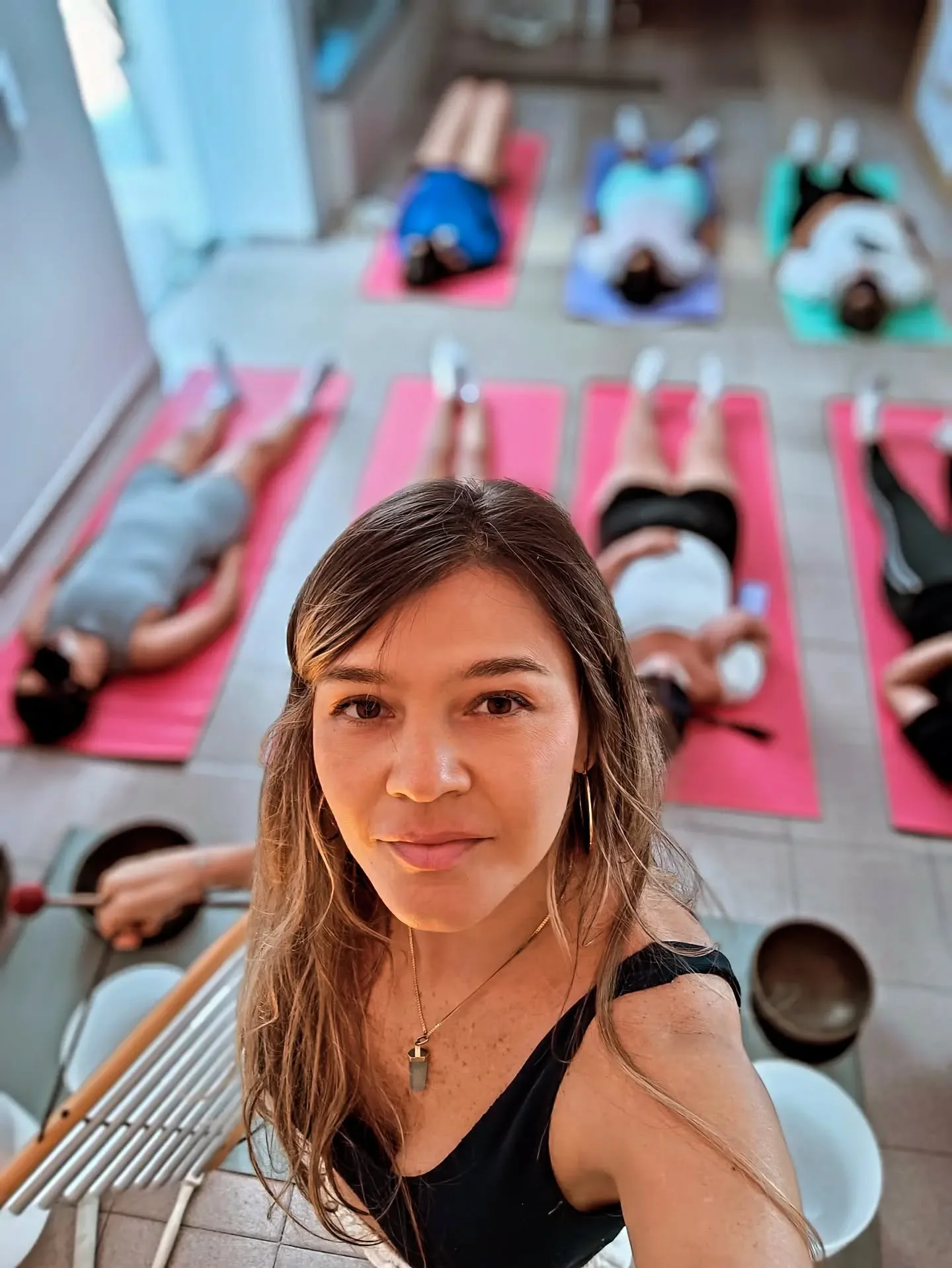 ✨POLIMATIANDO ✨

Un peque&ntilde;o fragmento del d&iacute;a a d&iacute;a Refrescando Almas, entregando lo que cada ser necesita en su momento espec&iacute;fico 

Sound Healing 
Terapia de Biofrecuencias
Meditaci&oacute;n 
Llevando Yoga a grupos de mu