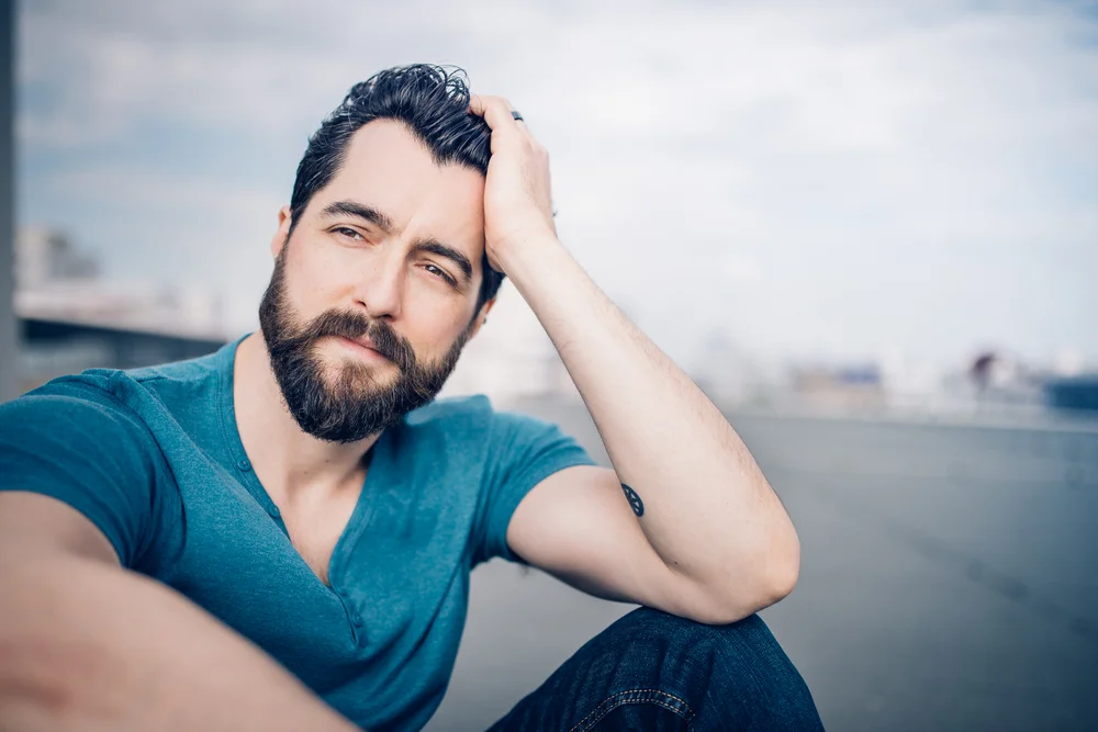 BASS-BARITONE SETH CARICO IS IN OUR HAPPY AMPER SPOTLIGHT!