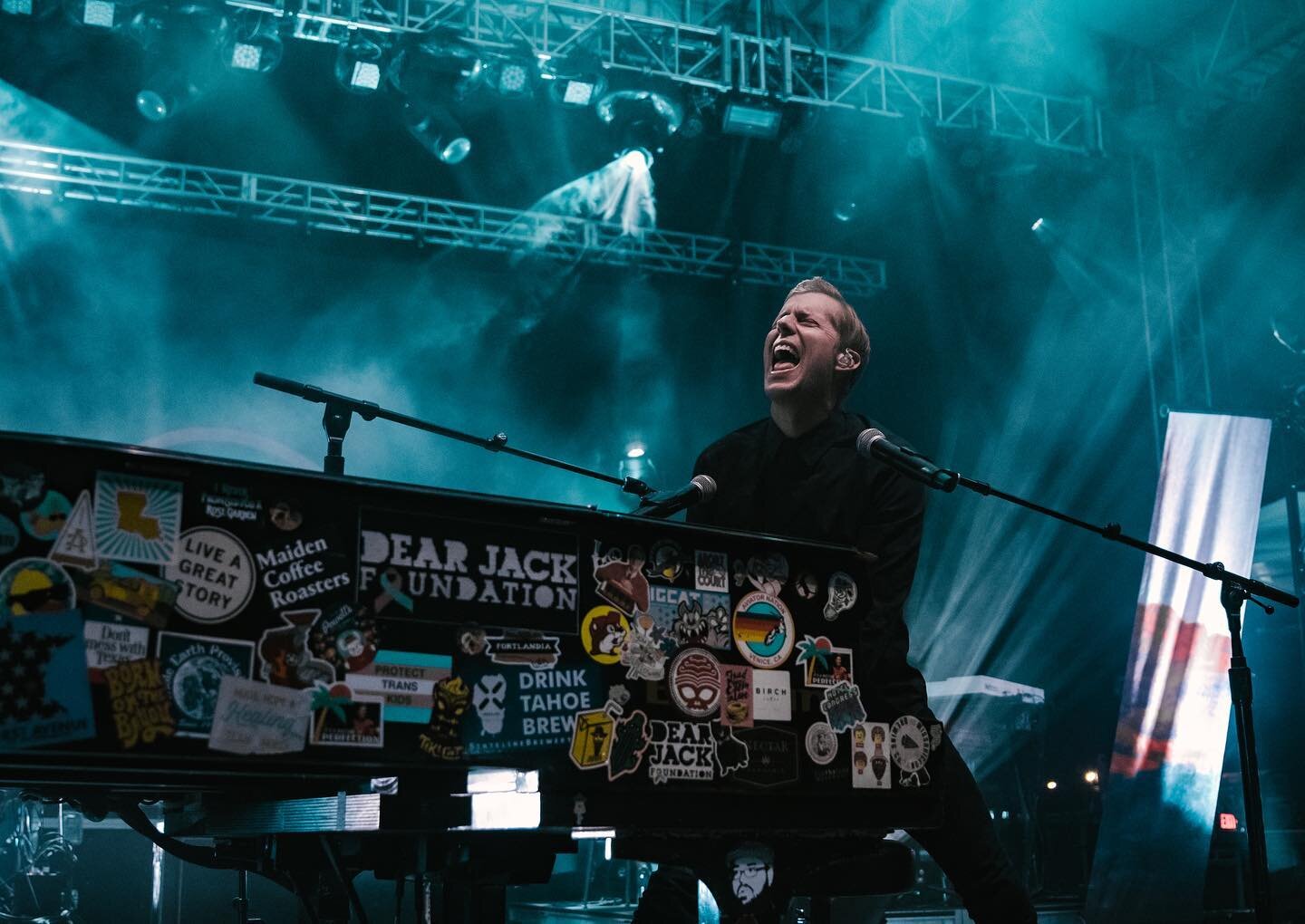 @amnthewilderness put on a fun performance and the fans were loving it! He performed at Asbury Park New Jersey! Our editor and photographer @carlypalicz was there covering another great performance! #andrewmcmahoninthewilderness #andrewmcmahon #pi