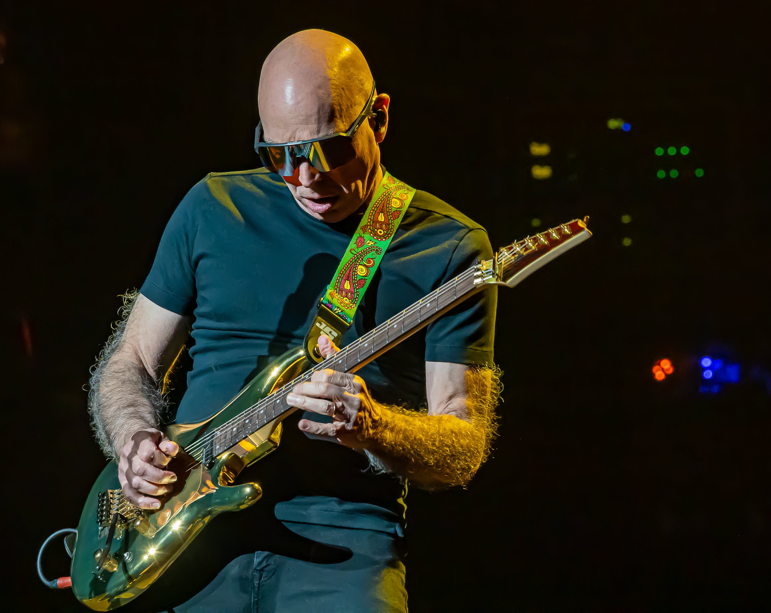 2 - Joe Satriani-15.jpg