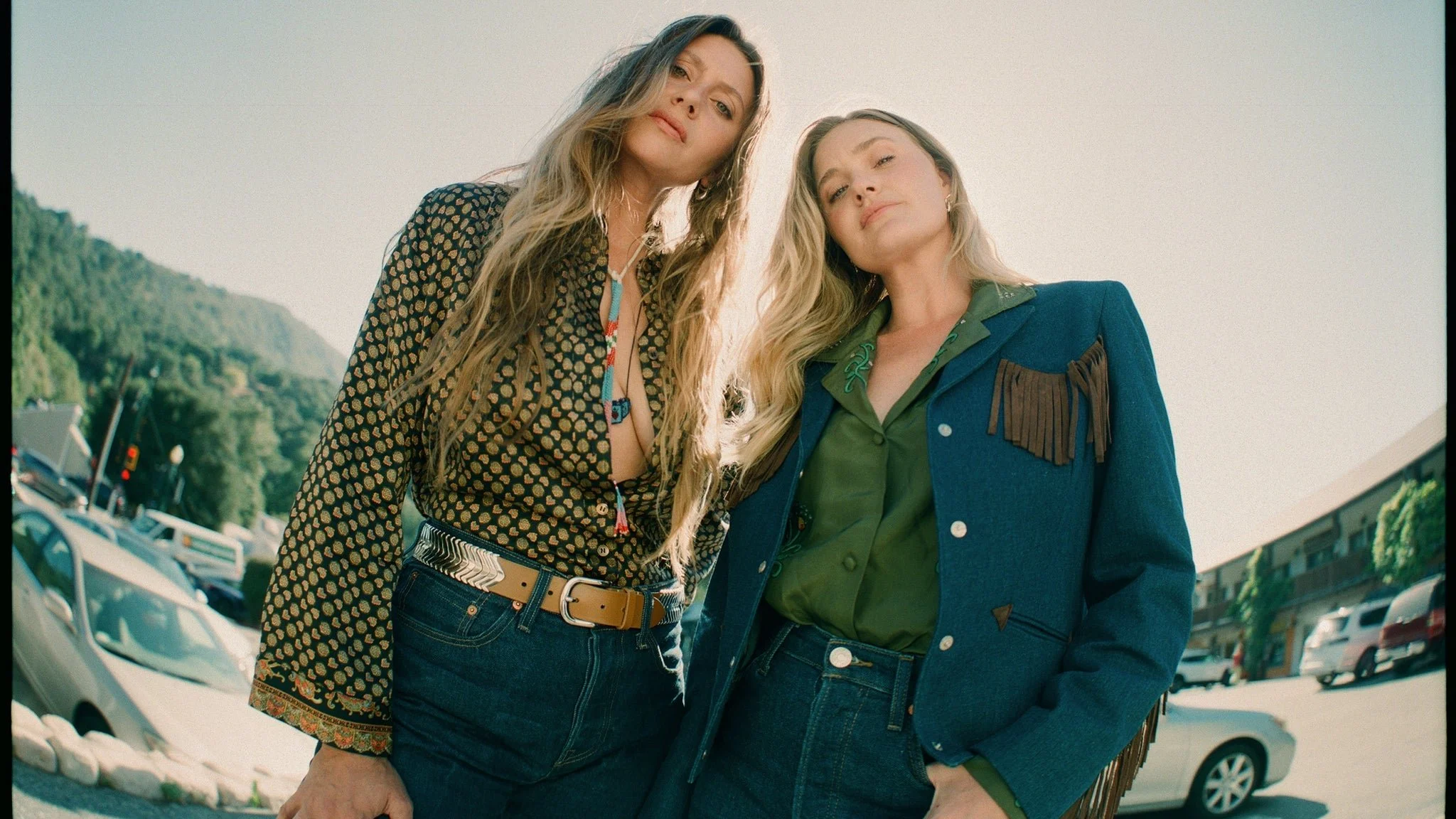 ALY &amp; AJ LIVE!! | RITZ