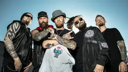FIVE FINGER DEATH PUNCH!! | WALNUT CREEK