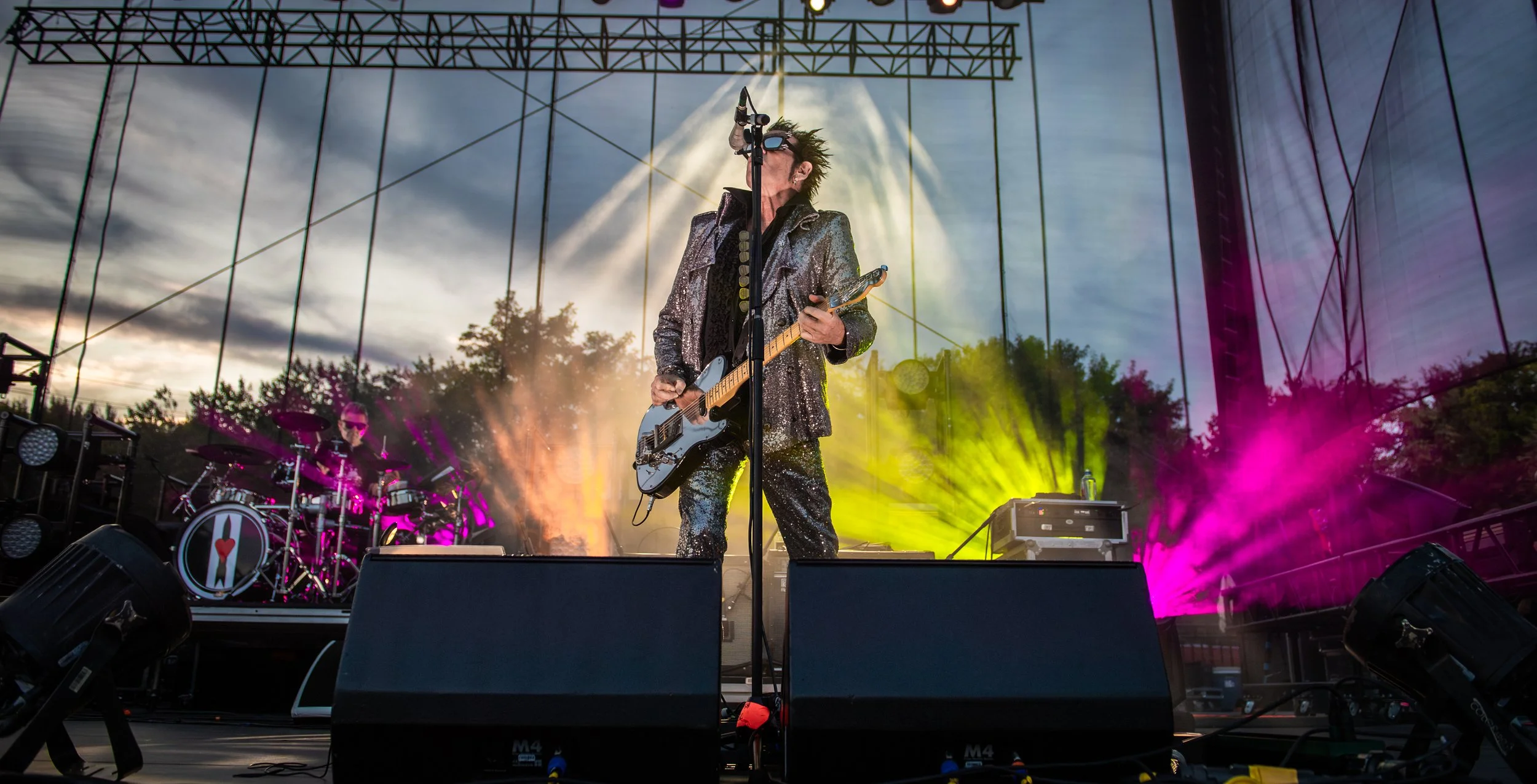 LOVE AND ROCKETS LIVE!! | REDHAT
