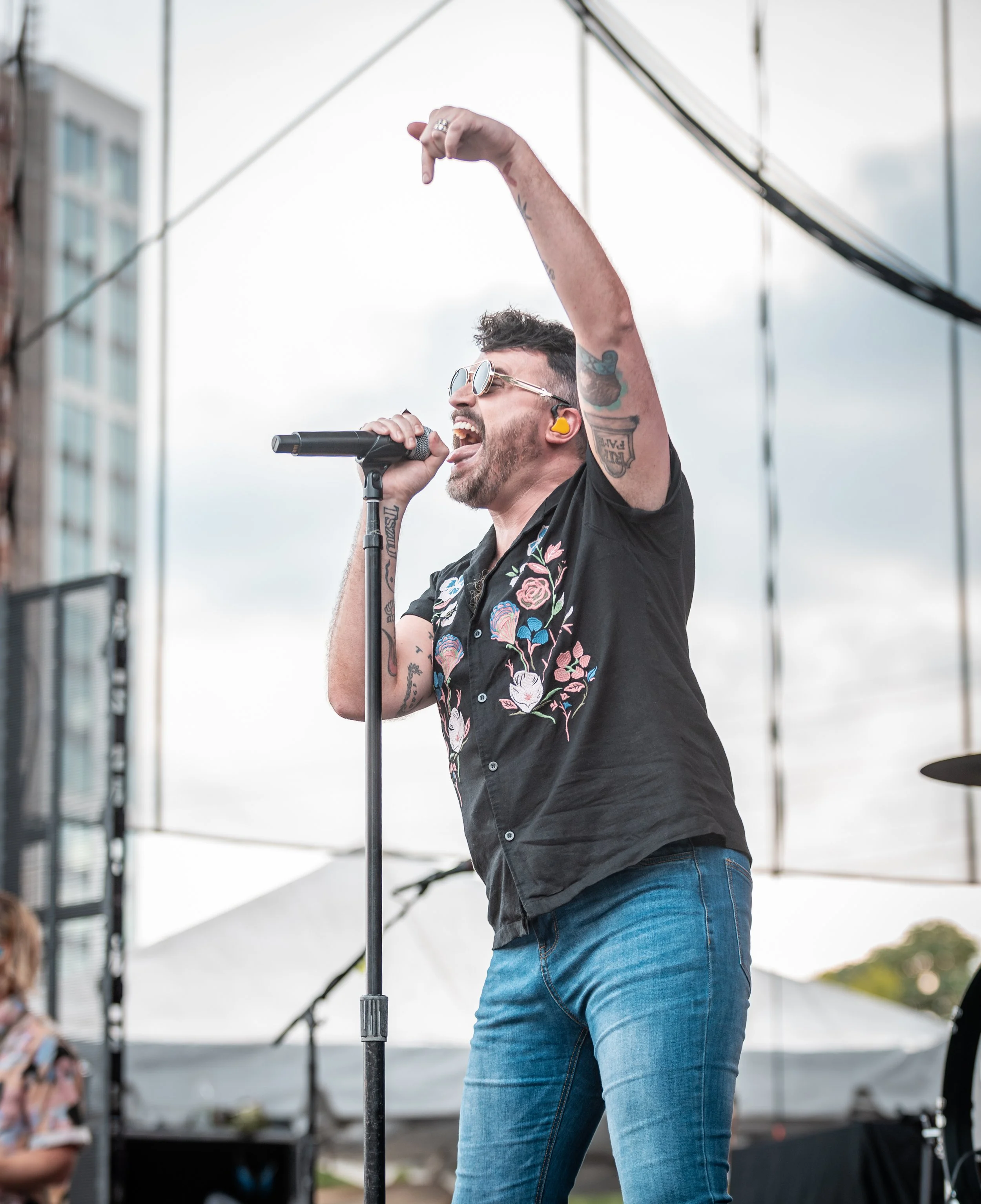 NEON TREES LIVE!! | REDHAT