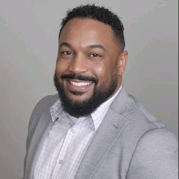 Jonathan Lewis, Riverside Lagos CRT's New Administrator! — Telecare