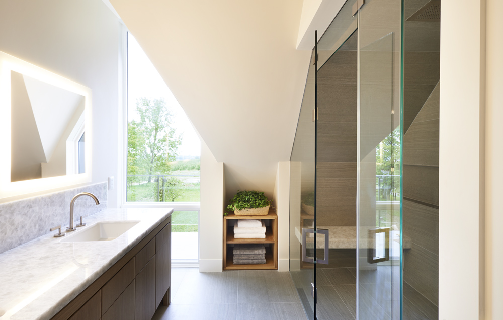 farmhouse hybrid master ensuite