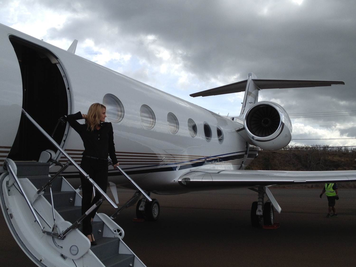 ELITE TRAVELER MAGAZINE, DIVINE AVIATION