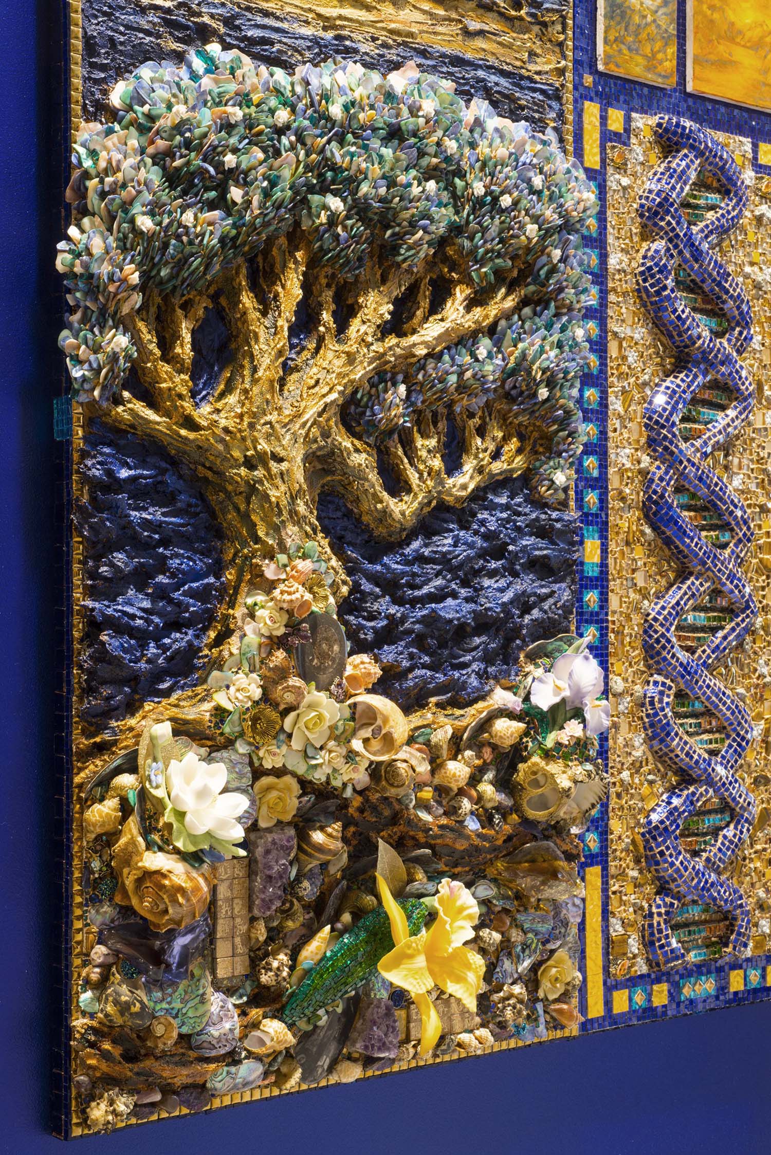 Magnum Opus (Detail)