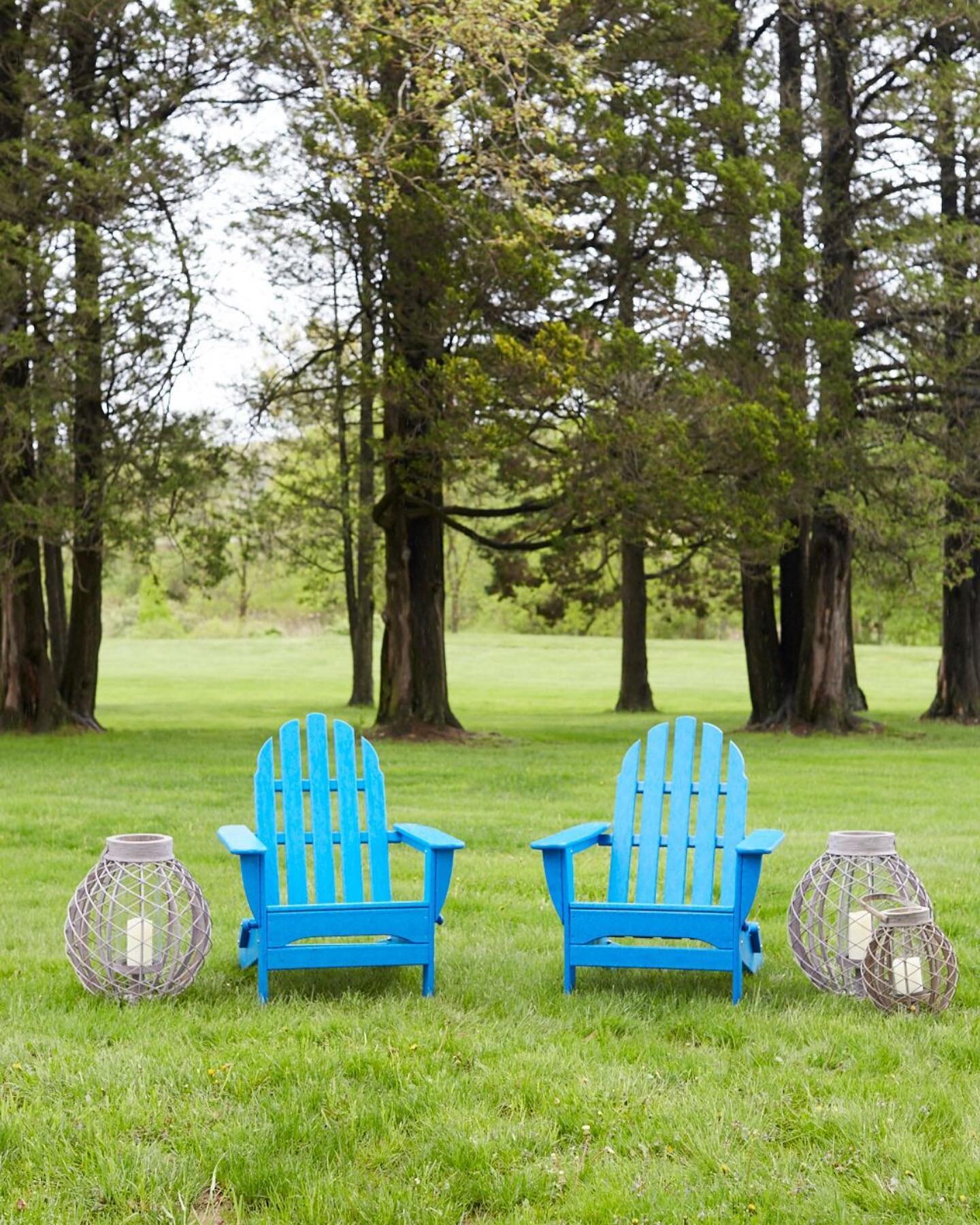 Pick a friend&hellip;any friend. Relax in one of our #polywood Adirondack chairs. #madeintheusa

#sustainability #madeinamerica #recycling #outdoorfurniture #patiofurniture #adirondacks #summertime #shopnepa #dundeegardens #shopsmall #smallbusiness
