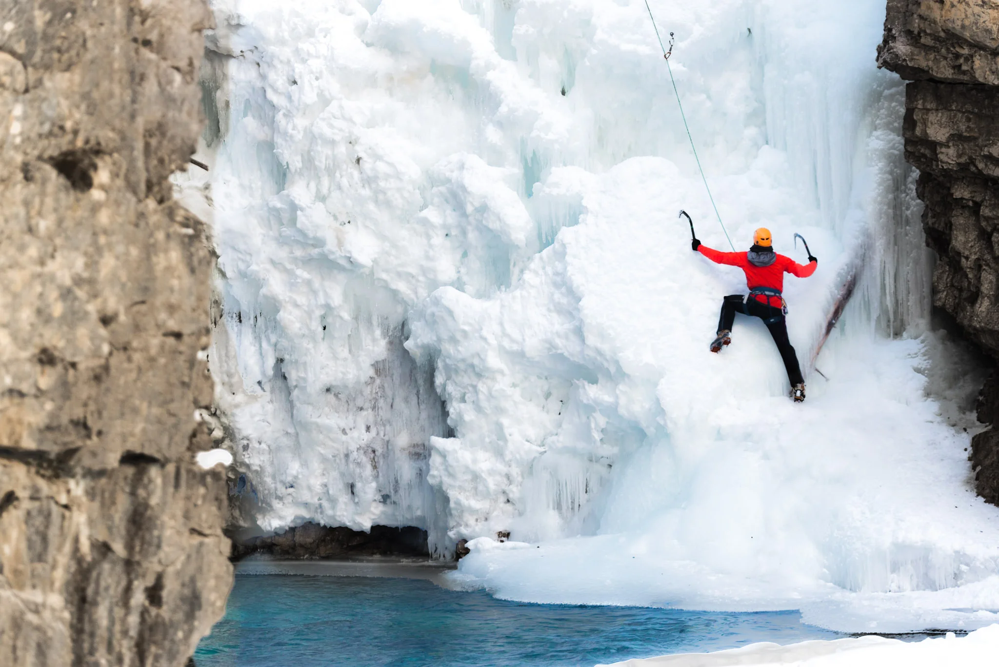 Chelsea Czibere - January 25, 2019 - Johnston Canyon-18.jpg