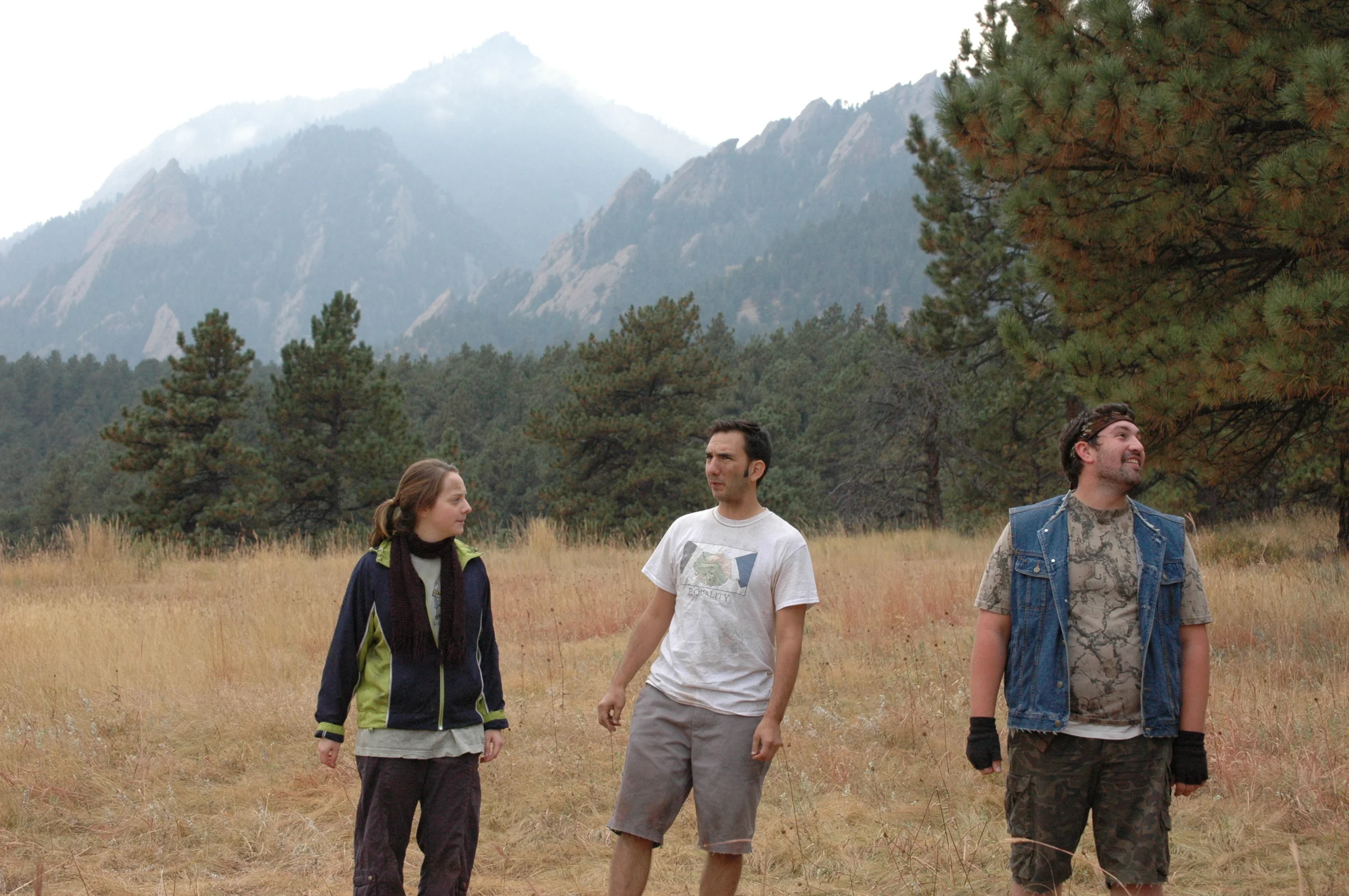 10 Ways to Survive the Zombie Apocalypse 2015