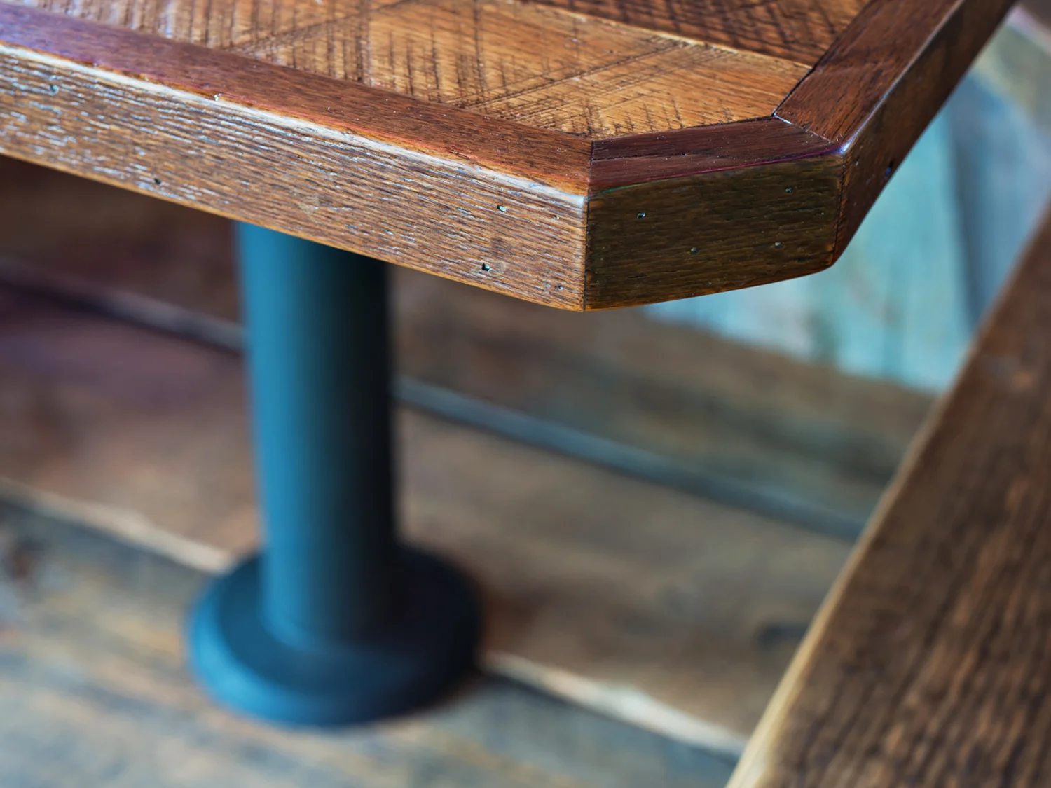 hbb-web_harpoonsidingtable.jpg