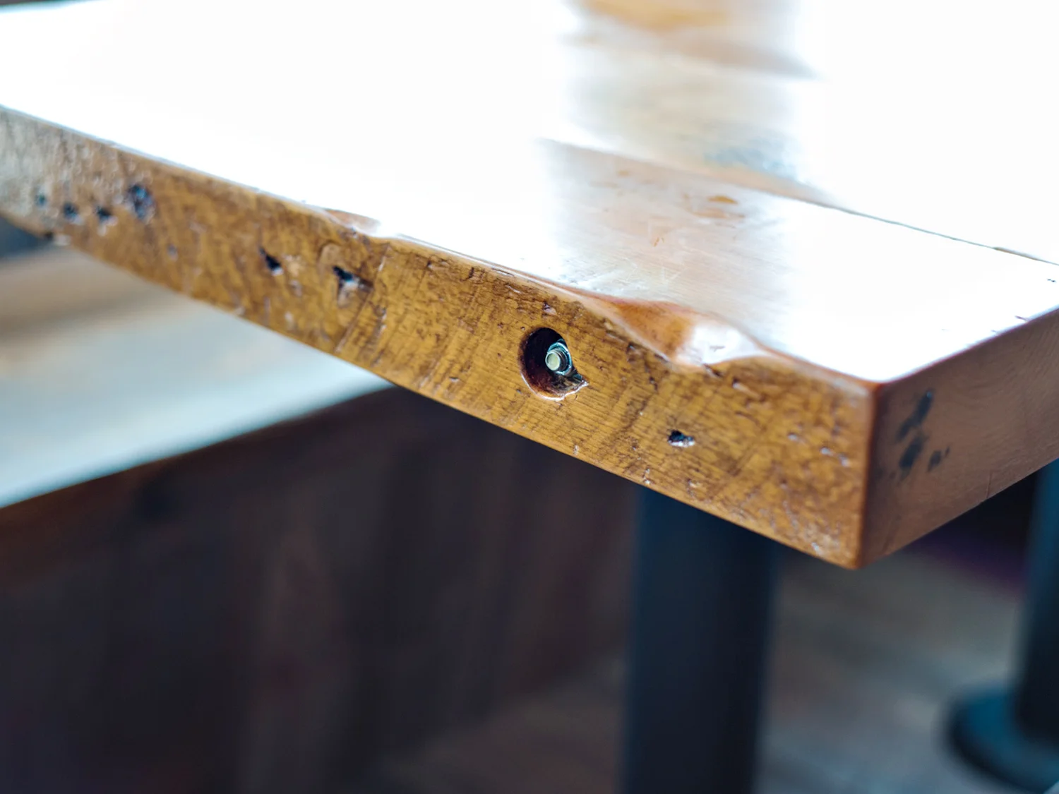 hbb-web_harpoontableedge.jpg