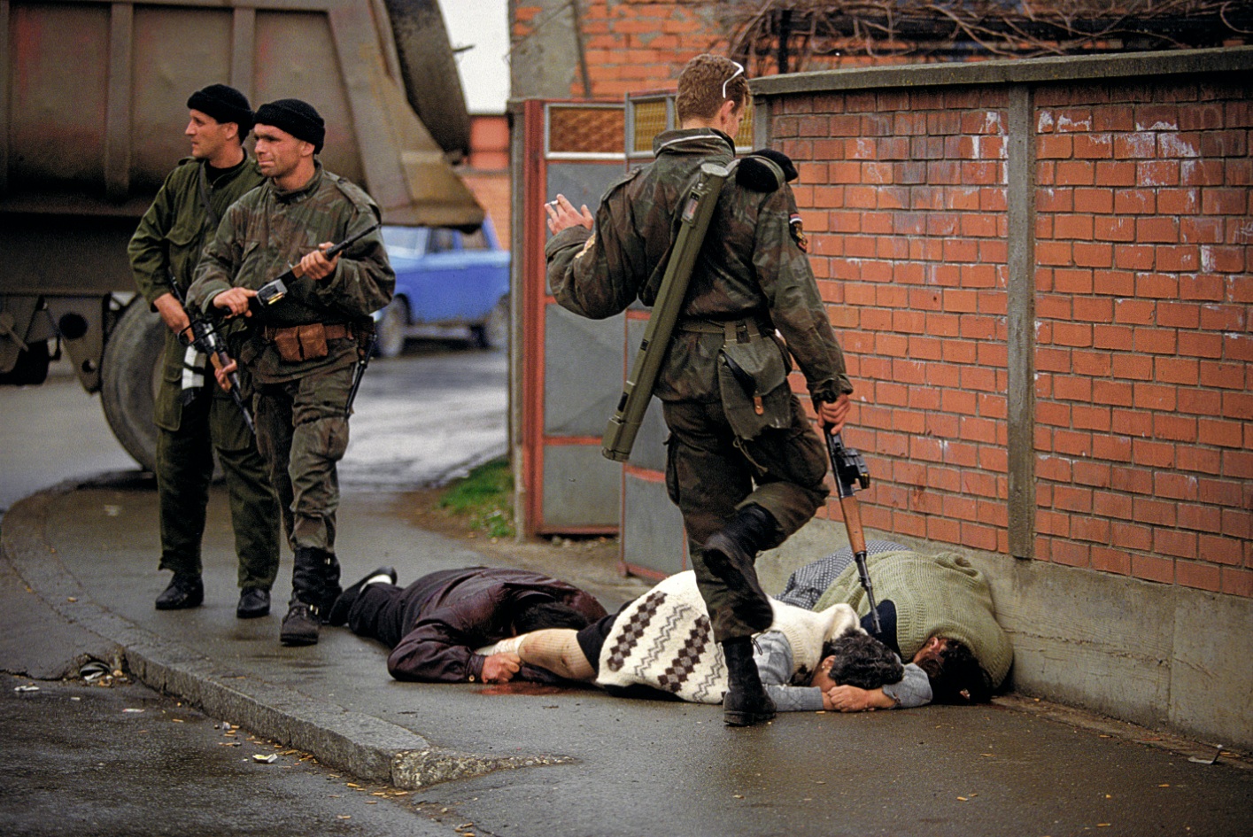 Photo by: Ron Haviv / VII