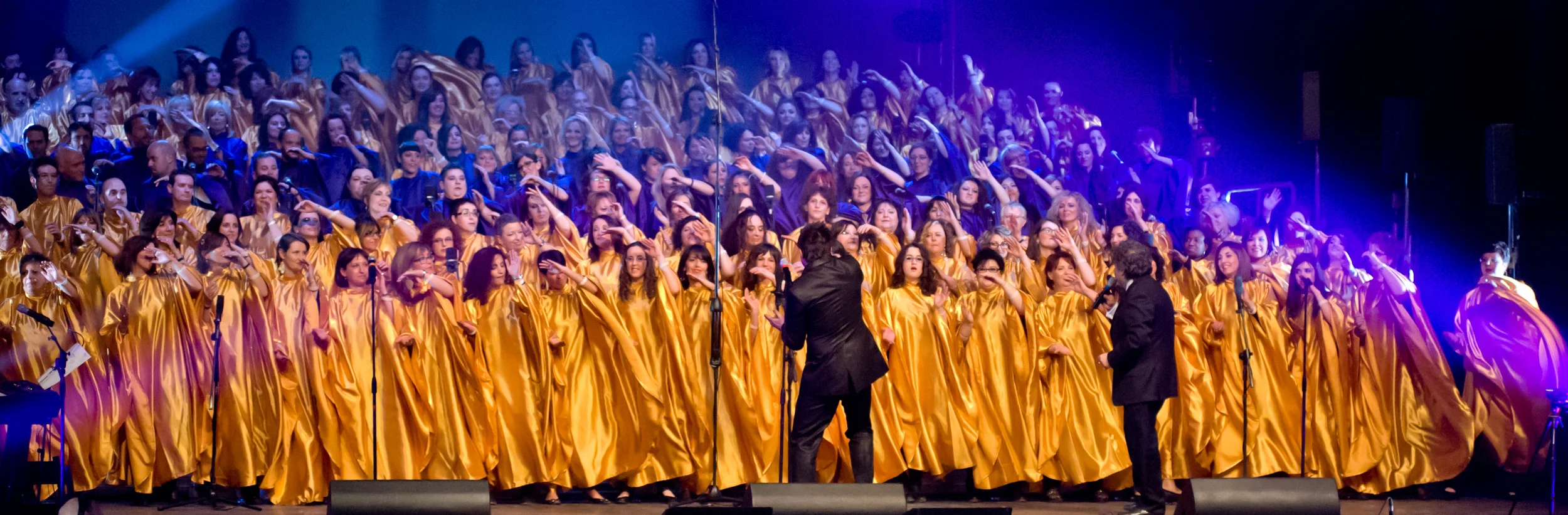 Special Guests Rev. Bazil Meade Leader del London Community Gospel Choir, Annette Bowen Solista del London Community Gospel Choir