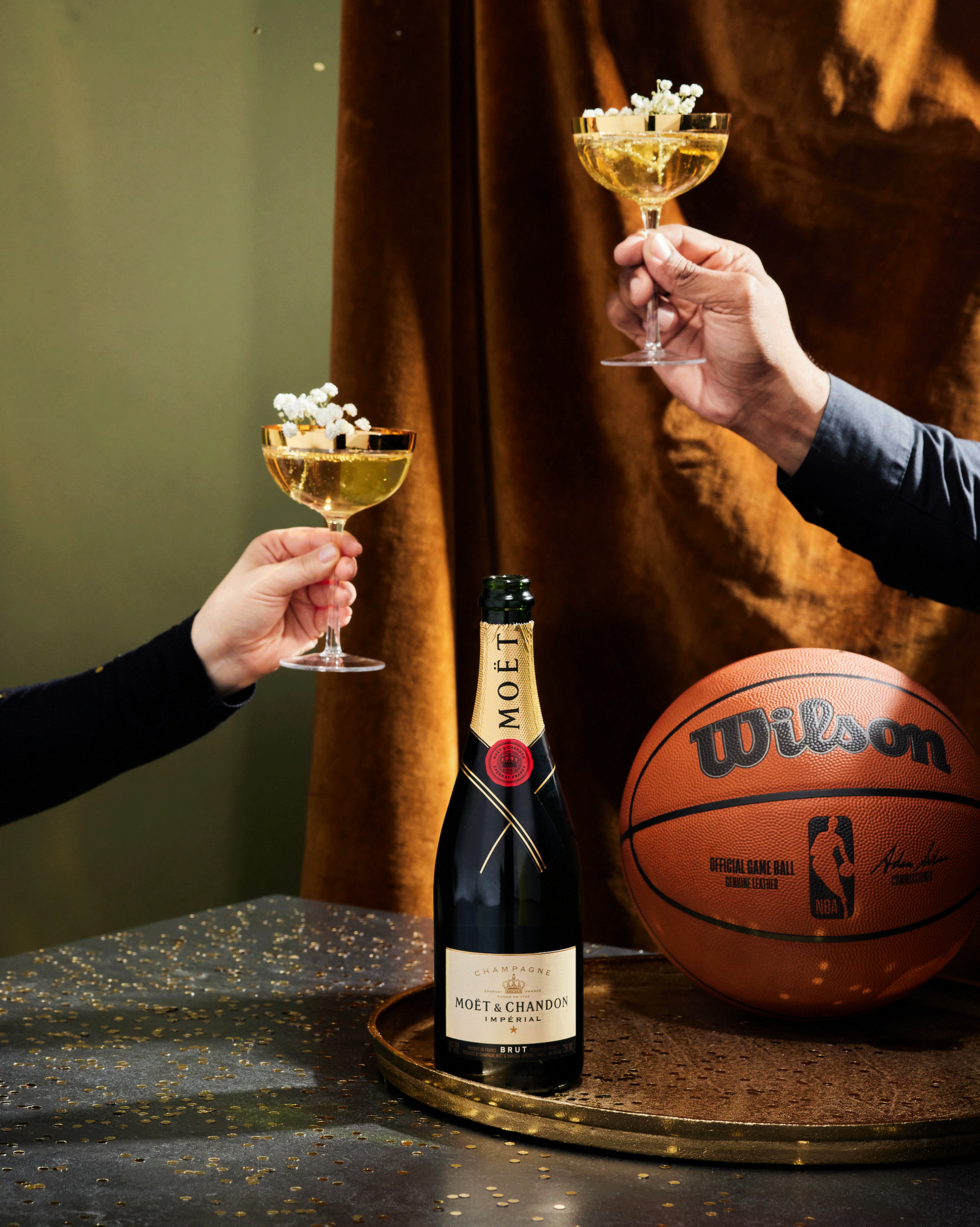 Moet &amp; Chandon x New Year's_Sam Ortiz