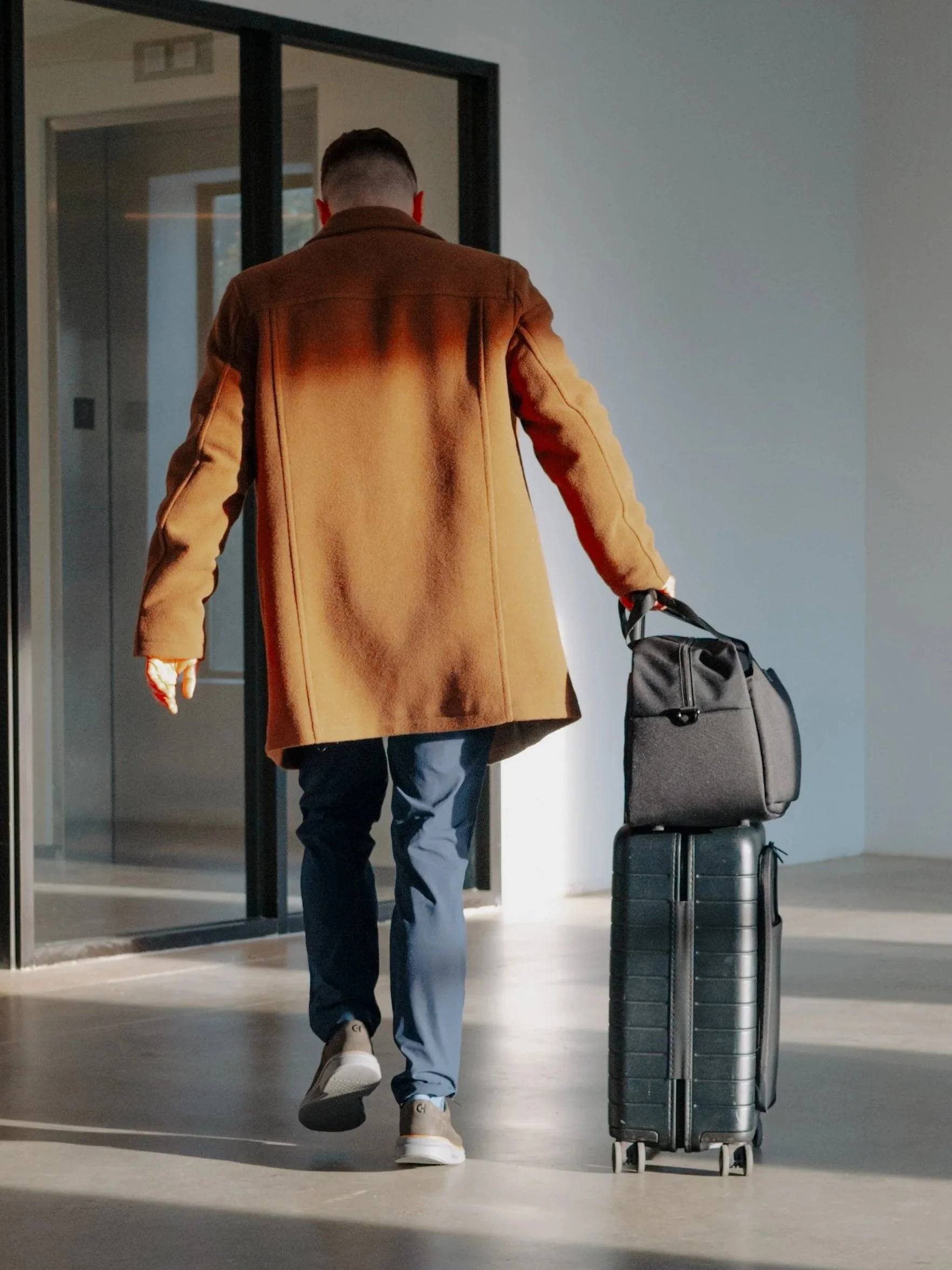 Dec+-+Holiday+Travel+for+Him+-+Cover+Image+%232.jpg