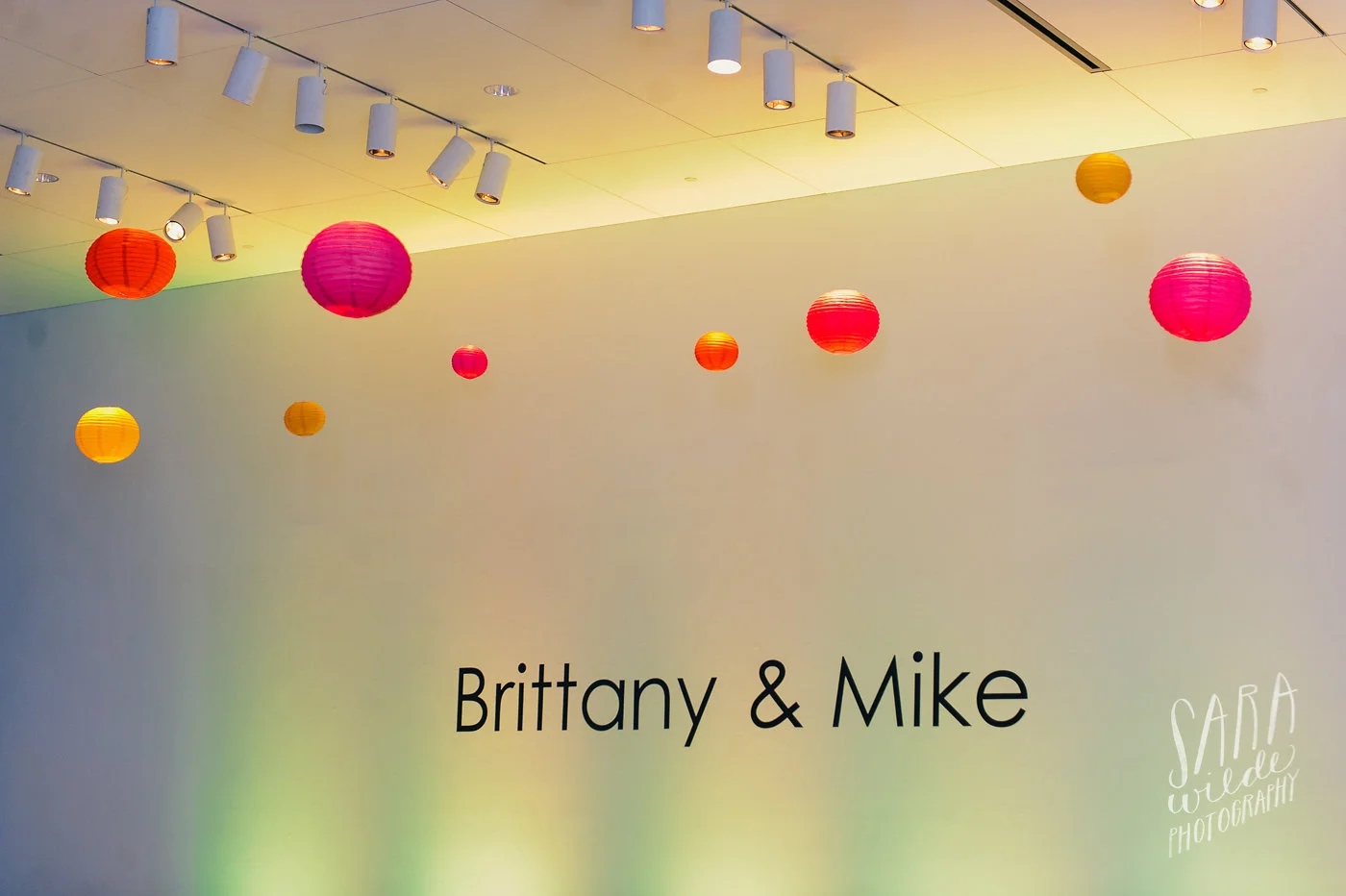brittany-mike-wedding-hamilton-art-gallery-sara-wilde-photography-0678.jpg