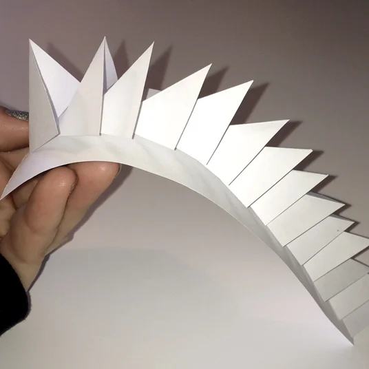 Overlay & flexible defence structure (3D paper sketch)