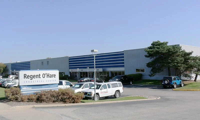501-565 Busse_Mon Sign.jpg