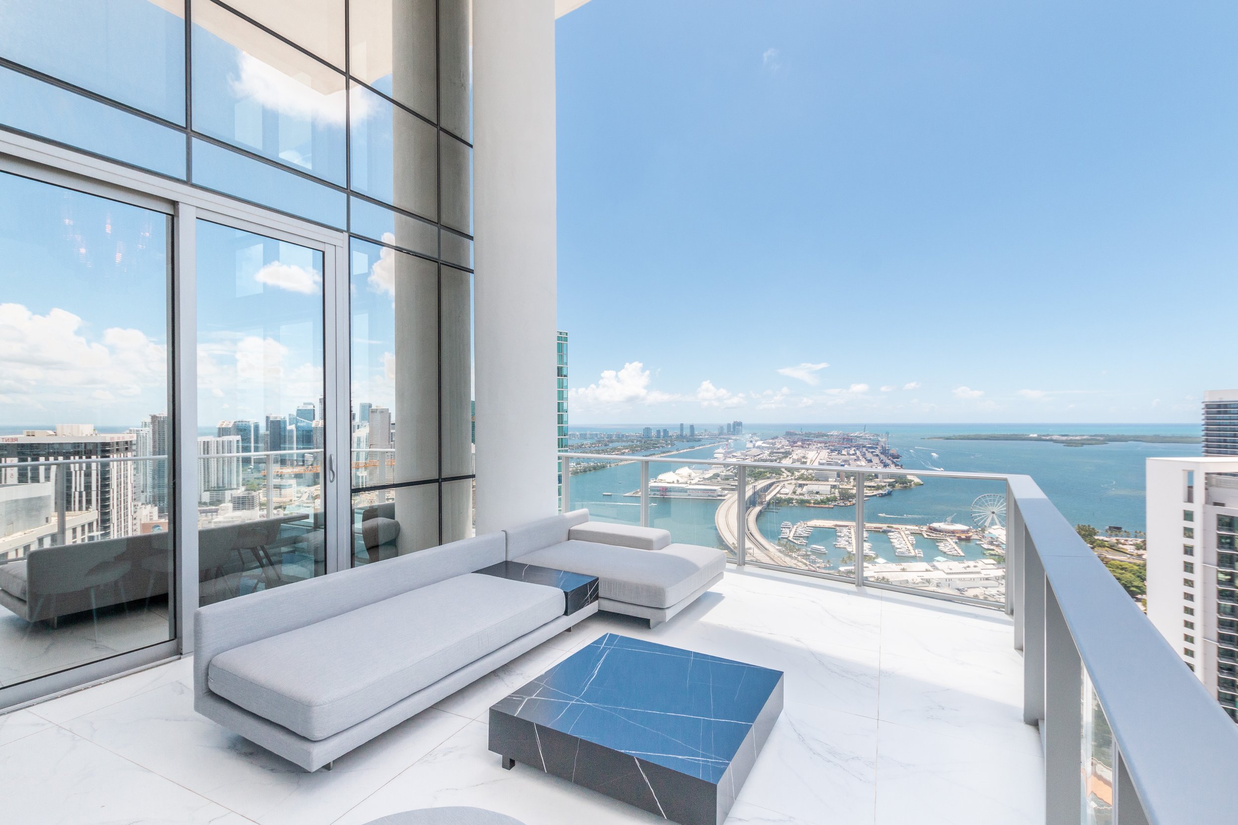Step Inside A Sky-High Ultra-Luxe Penthouse At PARAMOUNT Miami Worldcenter For Rent Asking $40K Per Month ALTARA Properties Scott Lawrence Porter 1.32.jpg
