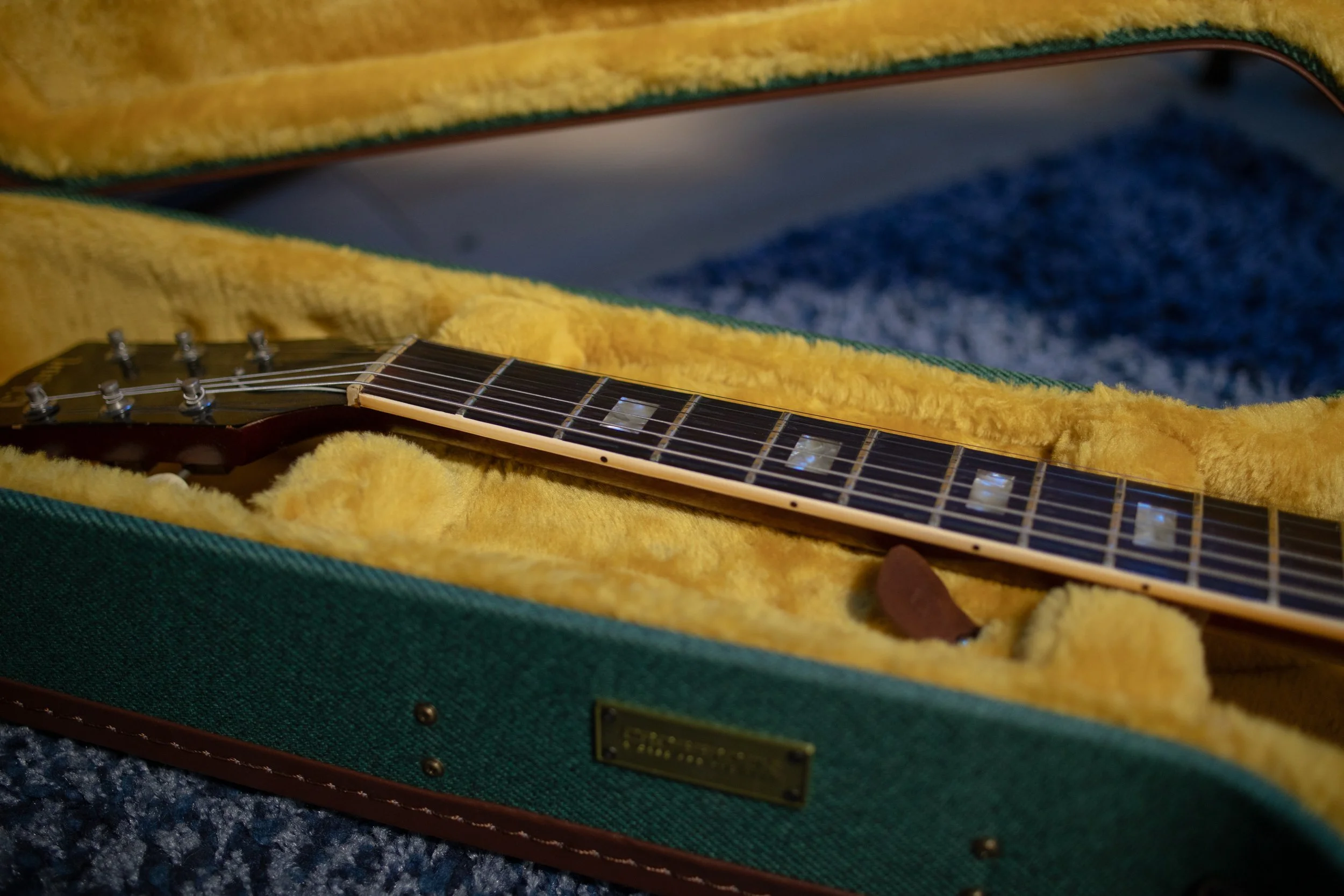 CrossRock 330 Case_01.jpg