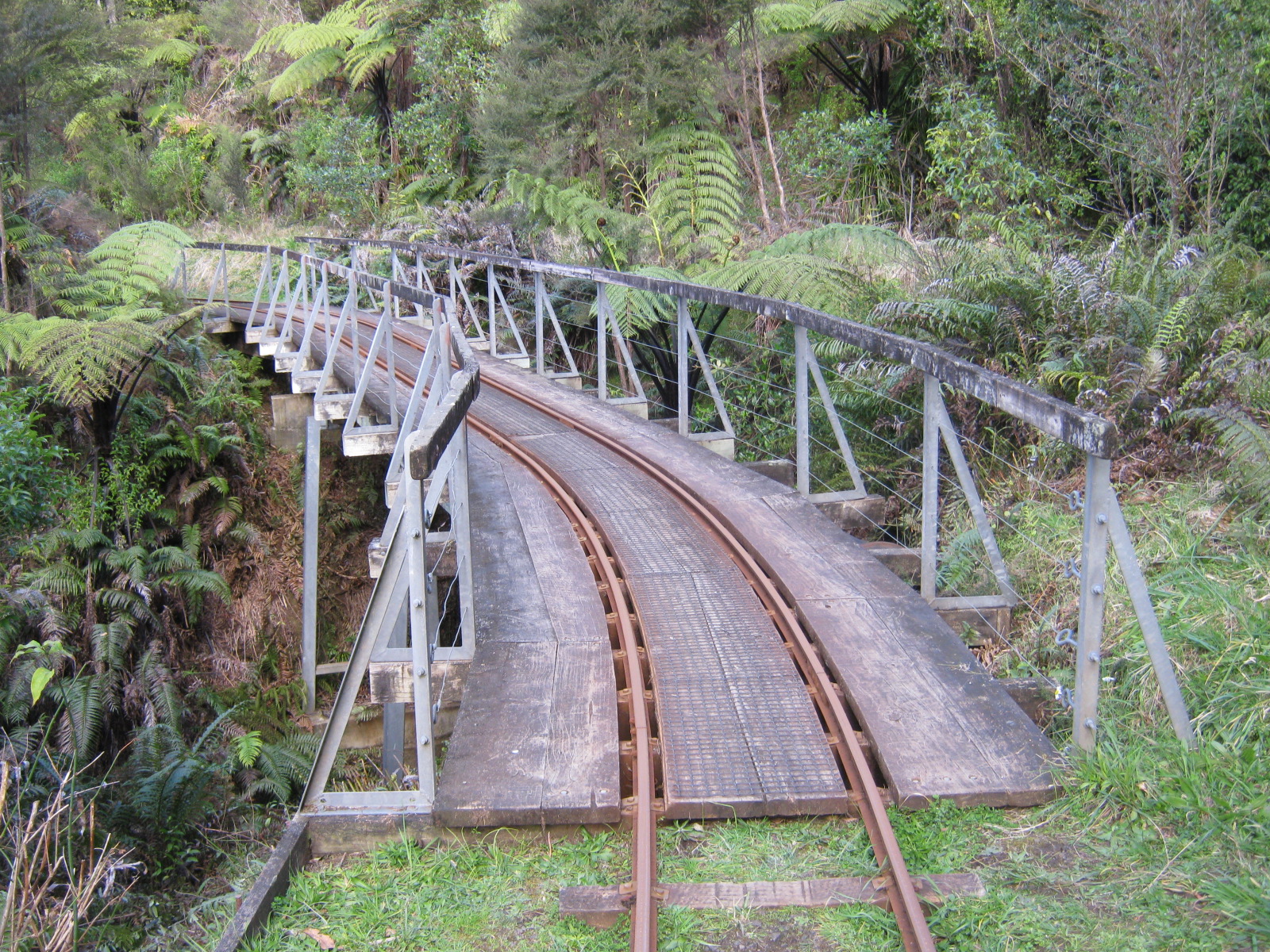 Fig 8.1 - Bridge 8.jpg