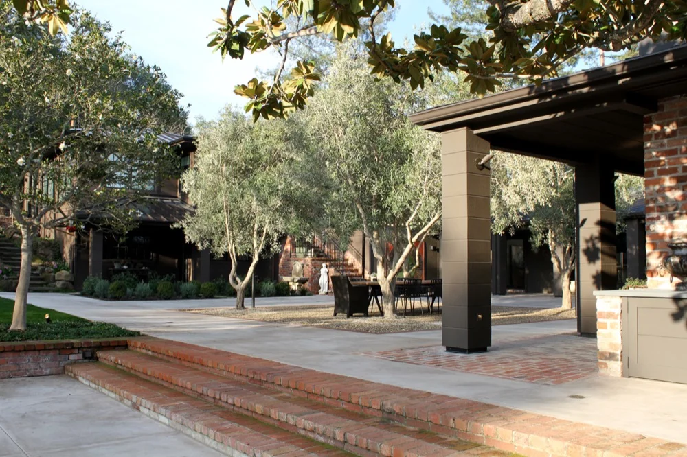 siteworks_landscape_construction_courtyard-firepit-13.jpg