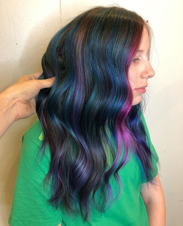 When you want it all! Ok no problem. We need pretty things to look at right now that make us happy so here you go. First a full full foilyage and then hand painted balayage using 6 Joico intensity&rsquo;s. Did I give her dream hair? Whatcha think? Oh
