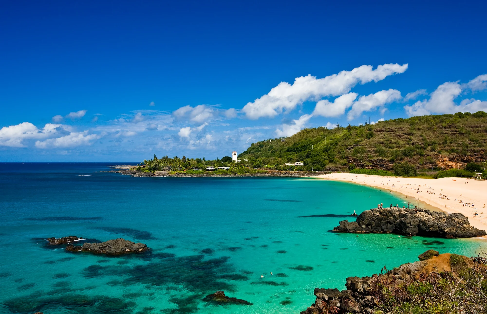 beautiful-waimea-bay-on-oahus-north-shore.jpg