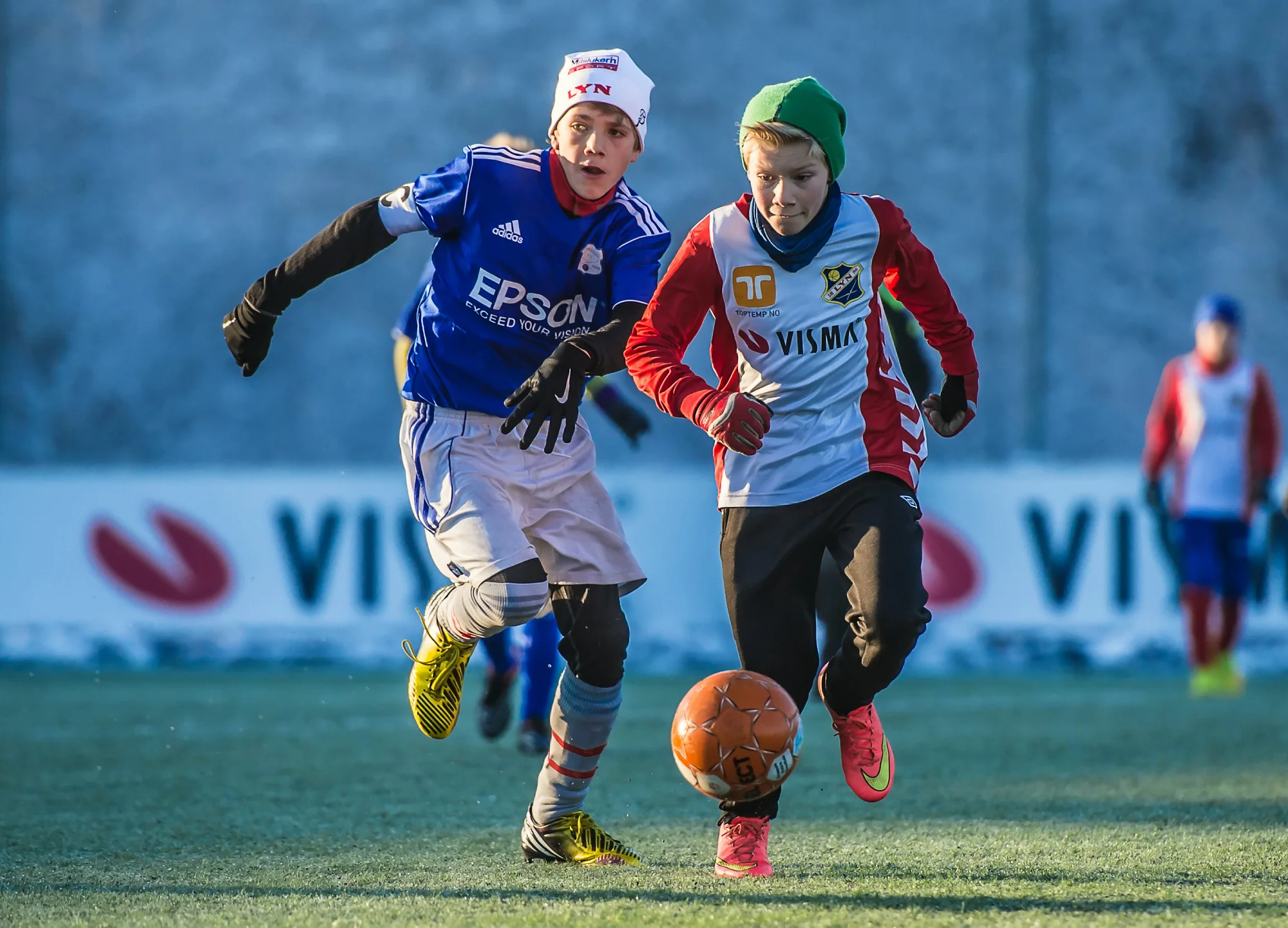 Harald i løpsduell med hurtigtoget Jørgen, desember 2014