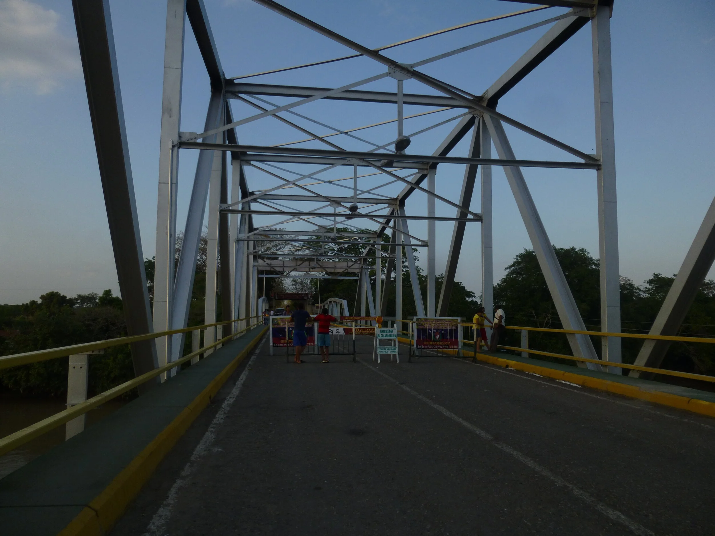 Gendering the border effect - Article by Annette Idler and Julia Zulver