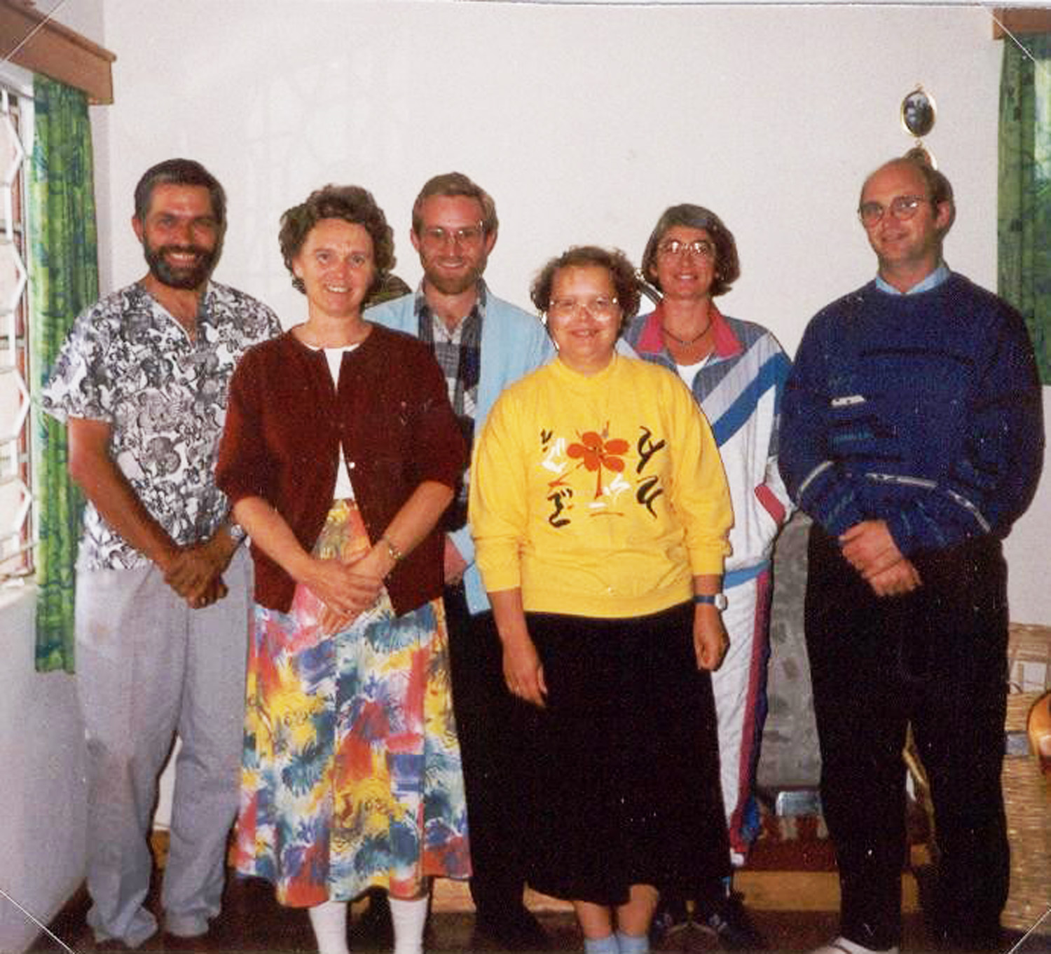 The cooperation between Soma Biblia and Scripture Mission started early. Here from a cooperation meeting in 1992.