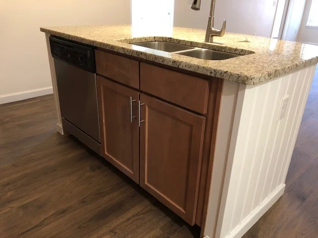 one bedroom with kitchen island.jpg