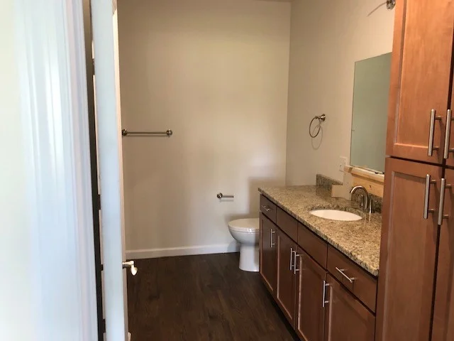 1 bedroom bathroom.jpg