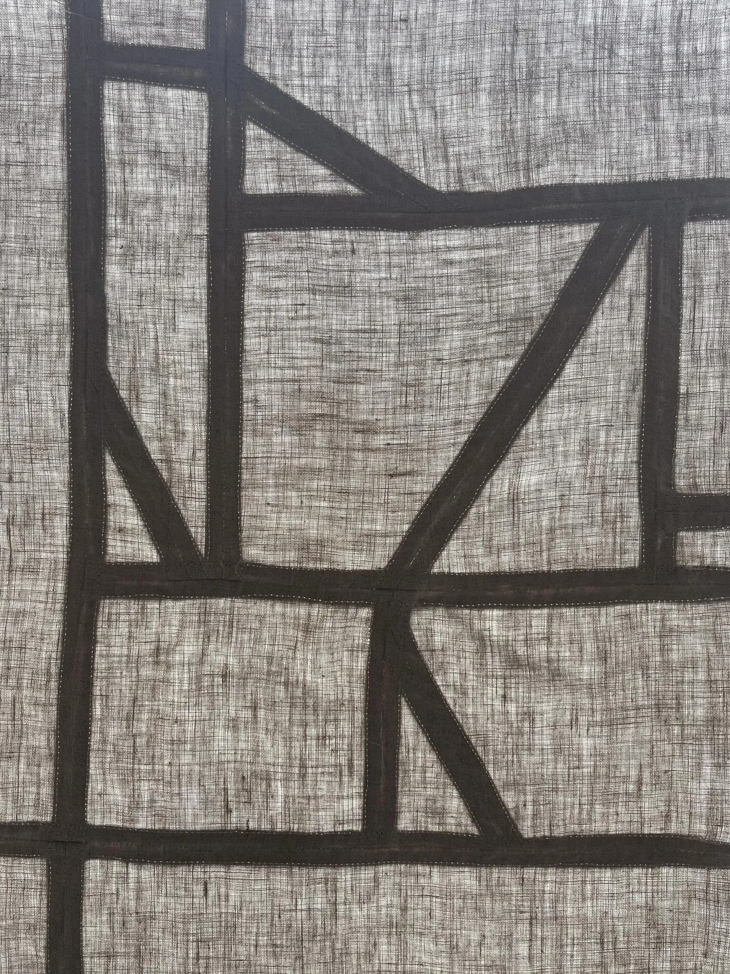 Playing with details on linen