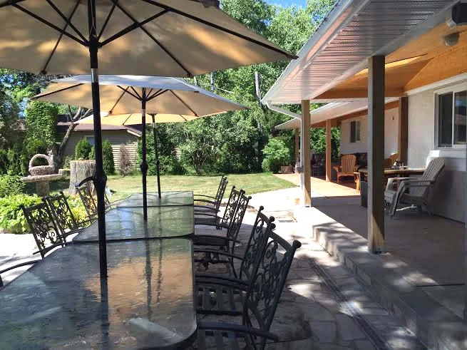 Dining Area 2 June 2016.jpg