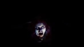 Vampira_glowingBlue_Scratch02