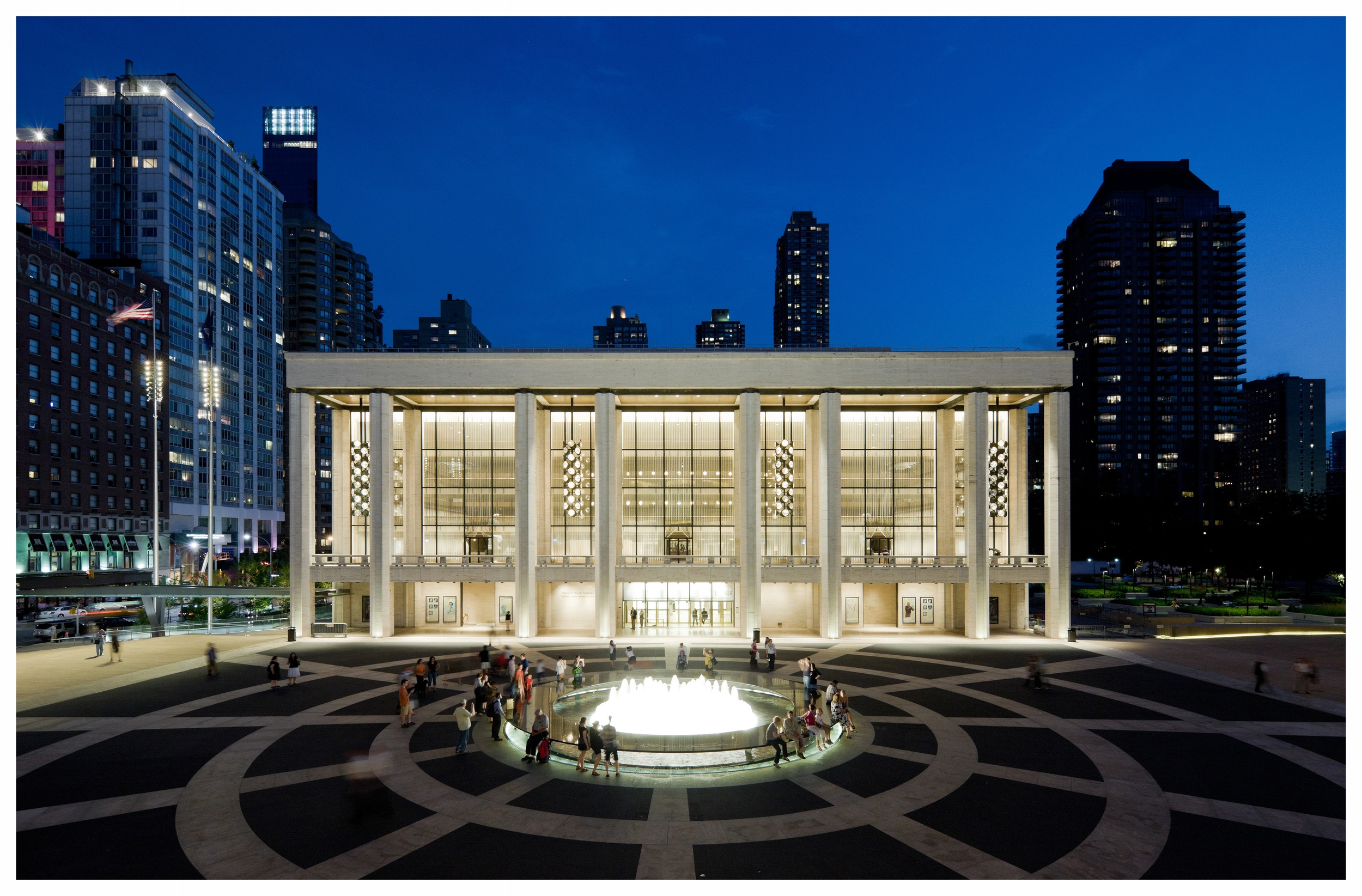 Lincoln Center Plazas_03_DNedit.jpg