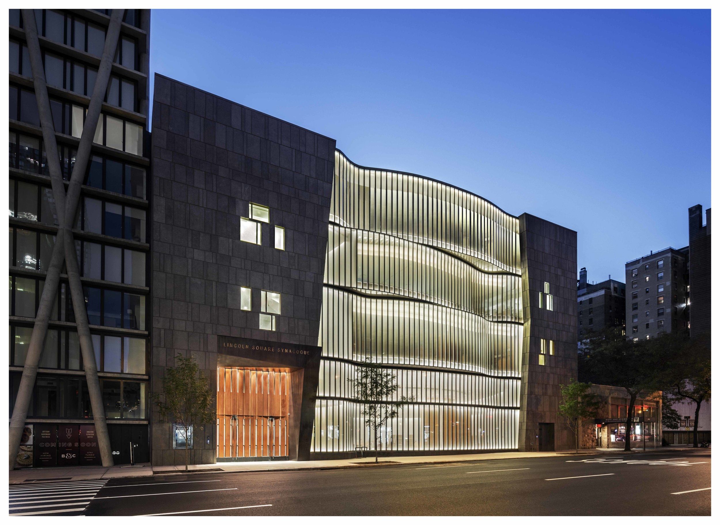 Lincoln Square Synagogue_01 corrected.jpg