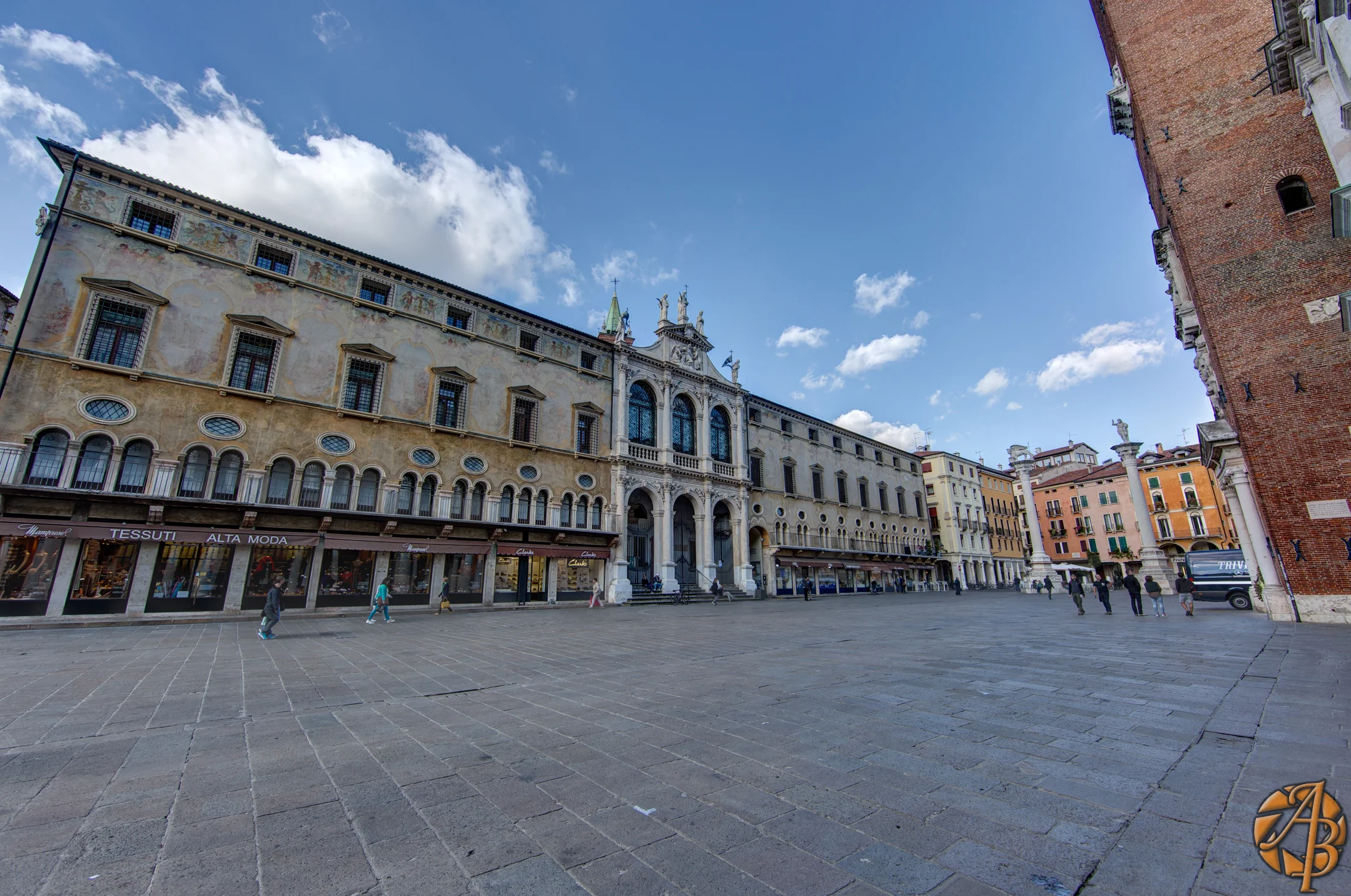 Palladian Basilica Vicenza, Italy October 6, 2016 Canon 5D Mk III Canon 14mm f/2.8L II Multiple Exposure HDR