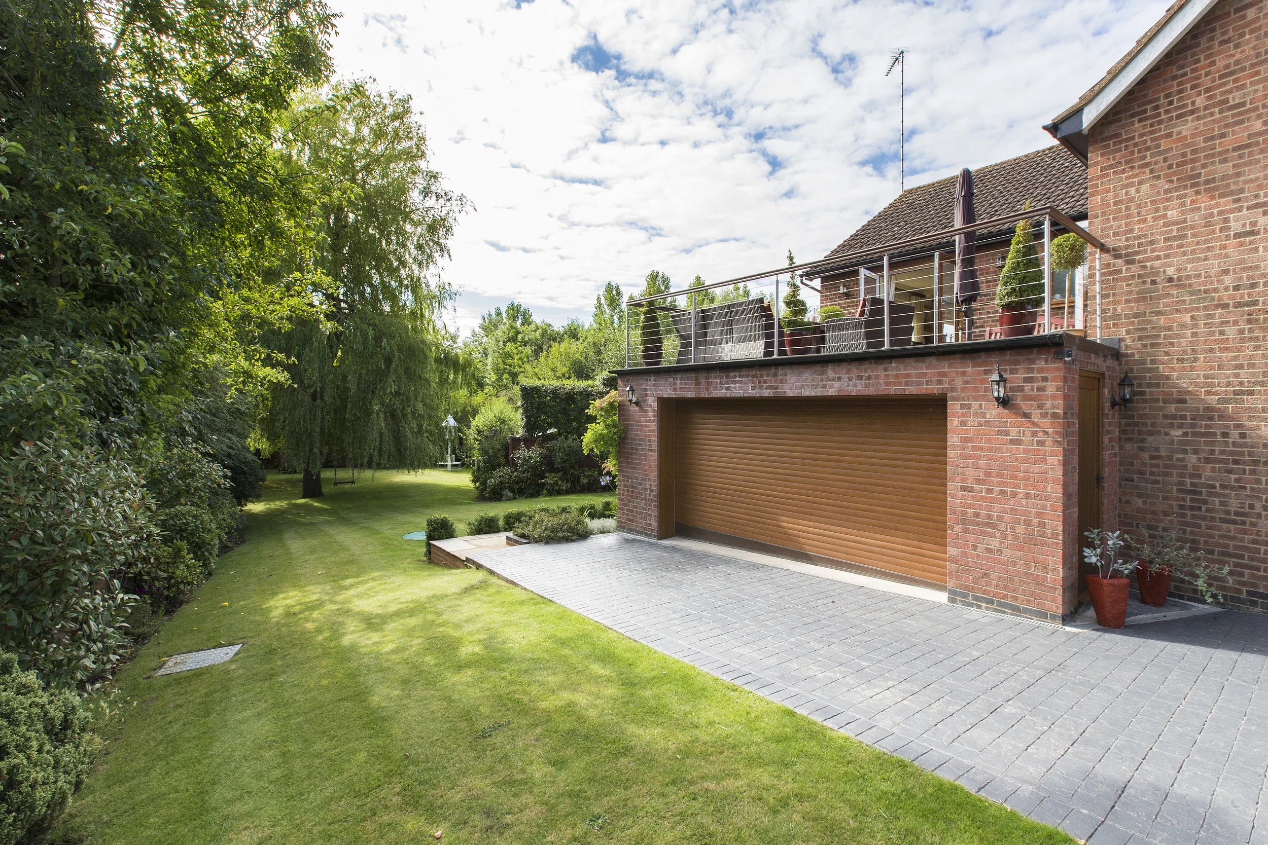 Draycote-Garage-01A.jpg