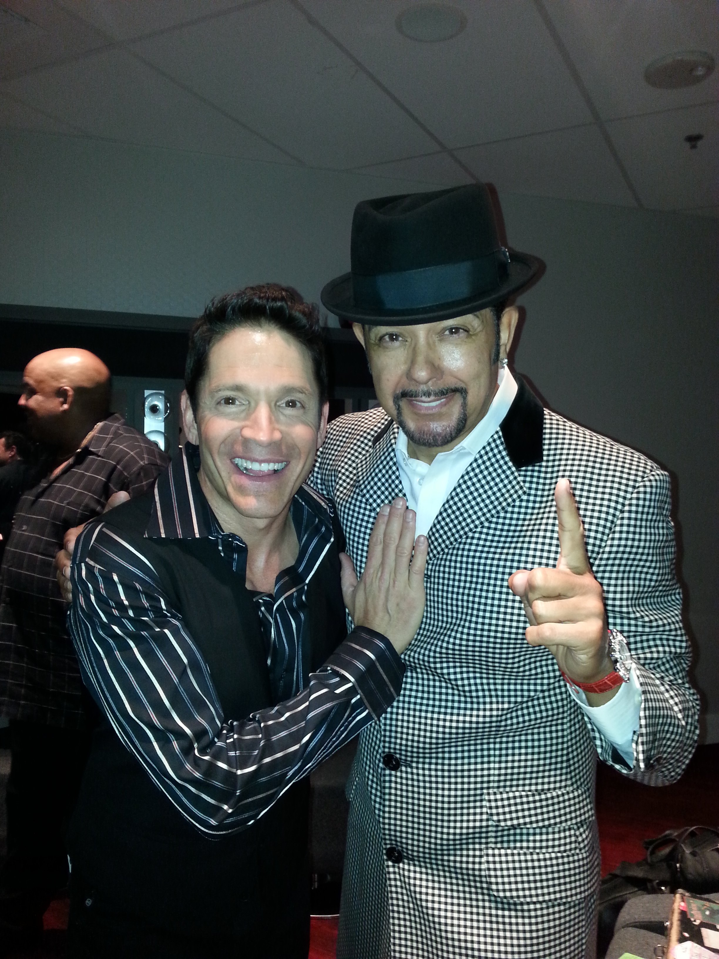 DAVE KOZ, JD AND GERALD ALBRIGHT IN THE BACKGROUND BACKSTAGE AFTER DAVE'S SHOW IN LAS VEGAS 2013.jpg