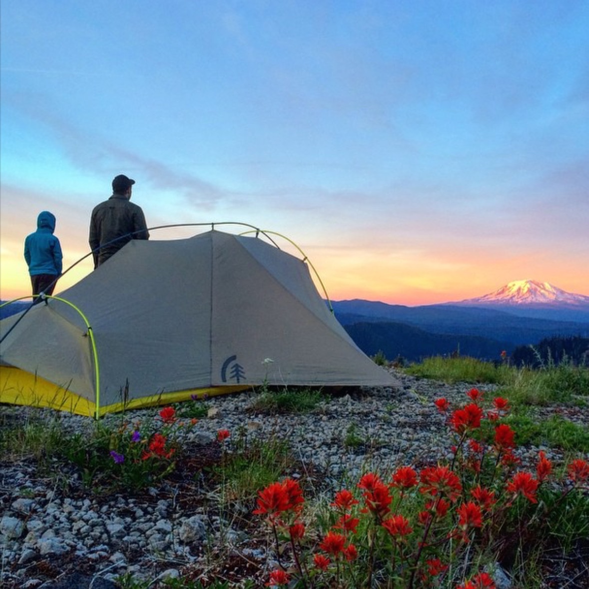 The Lightning 2 FL in full view of Mount Adams on the Loowit Trail of Mount St. Helens. Photo courtesy of Tabi Evans