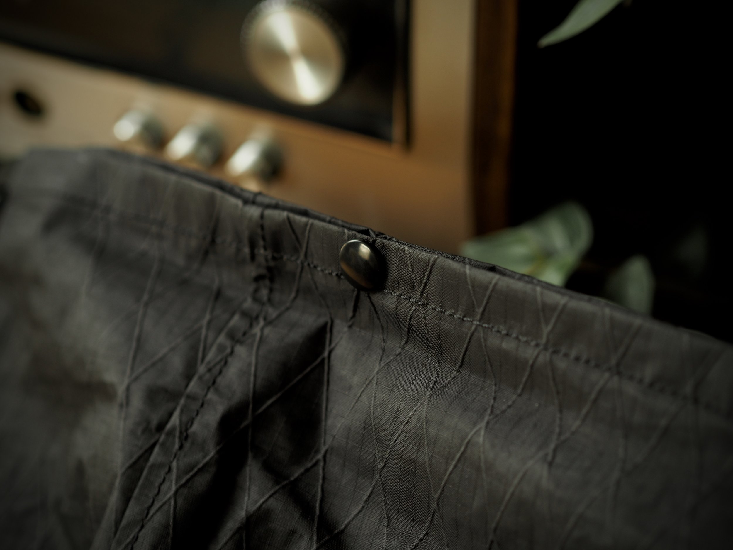 Roll top details.