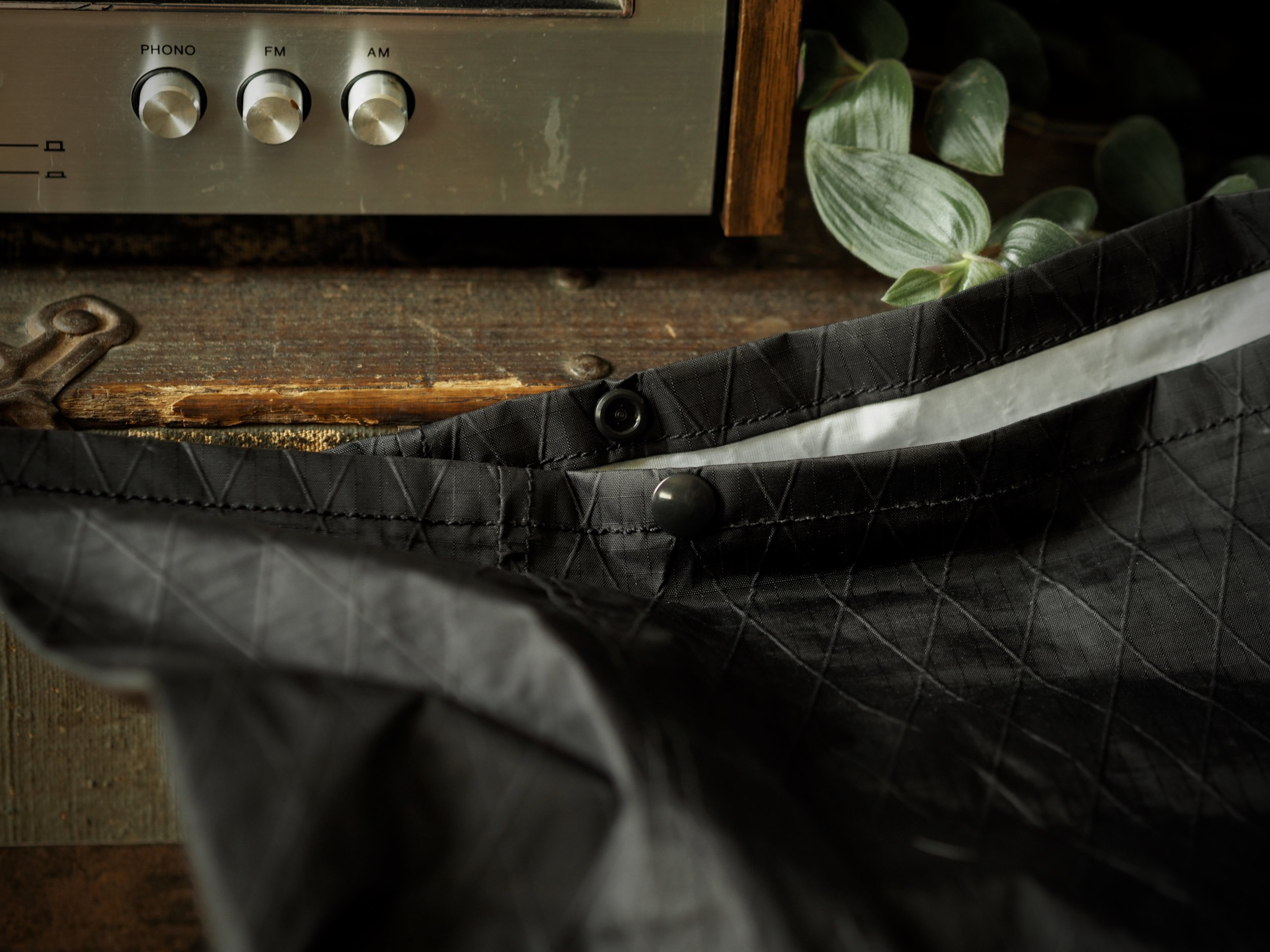 Buttons on the roll top.
